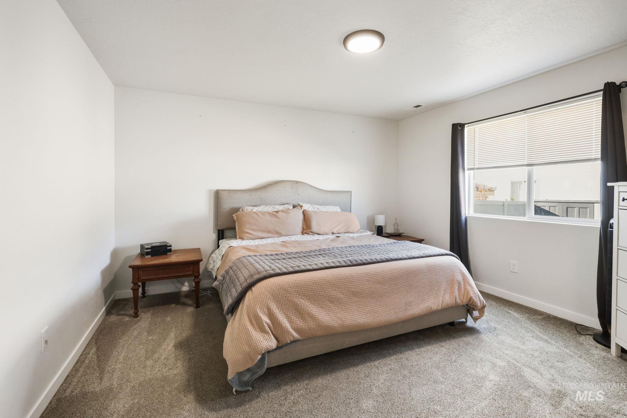 3541 W Early Light Drive