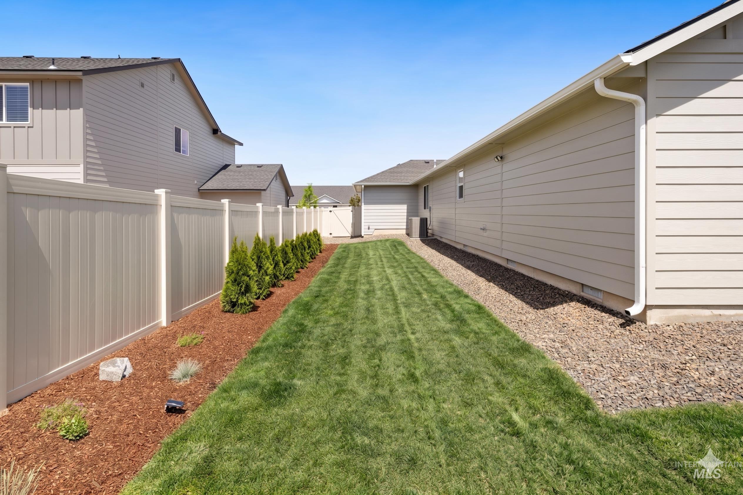3907 W Maypearl St