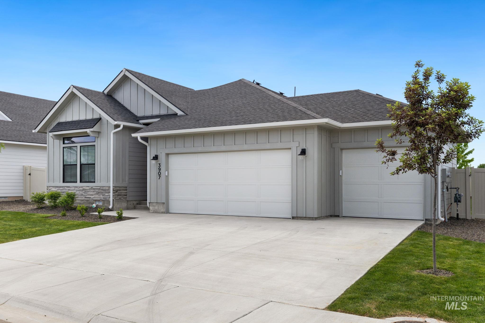3907 W Maypearl St