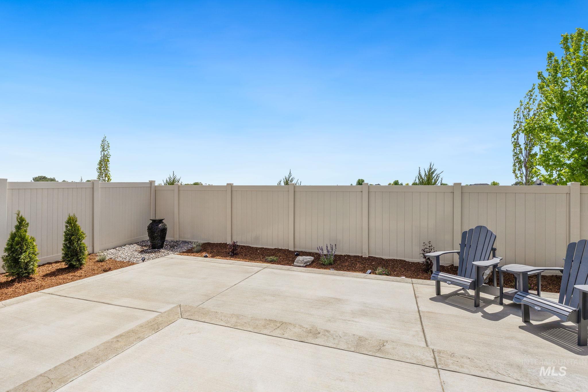 3907 W Maypearl St