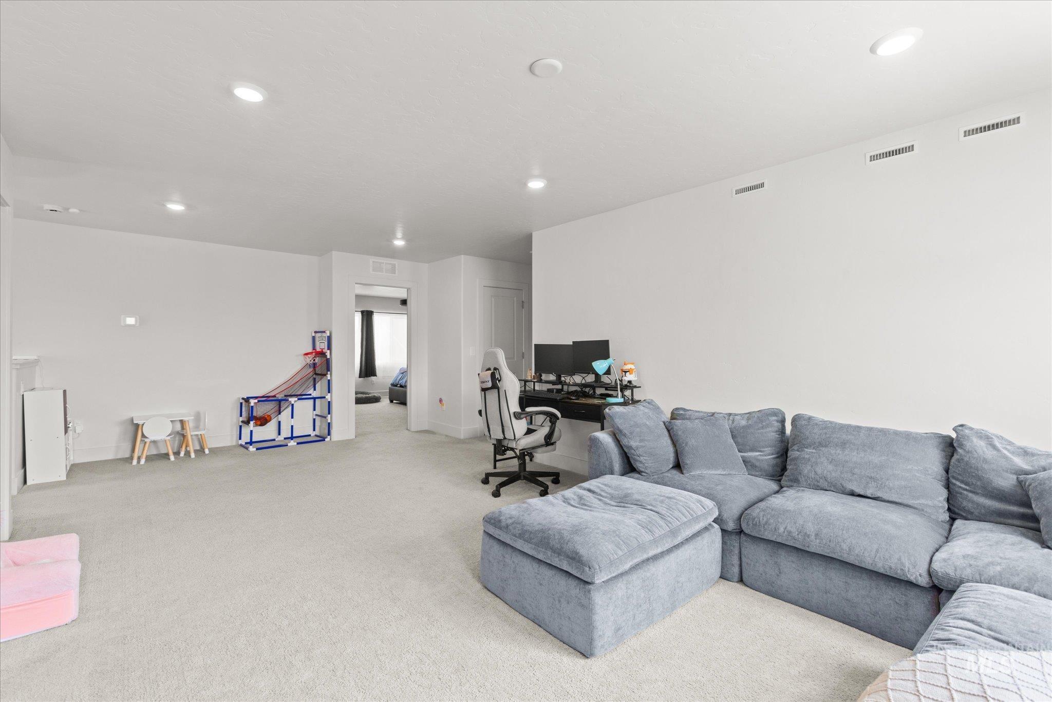 11330 Aspen Hill Dr