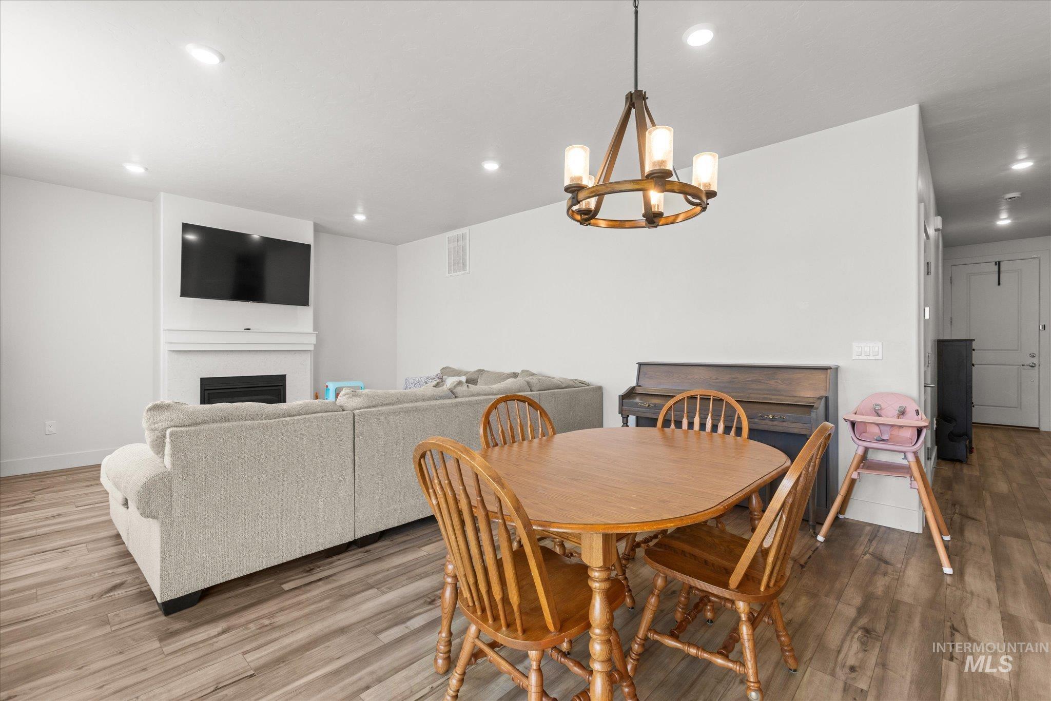 11330 Aspen Hill Dr