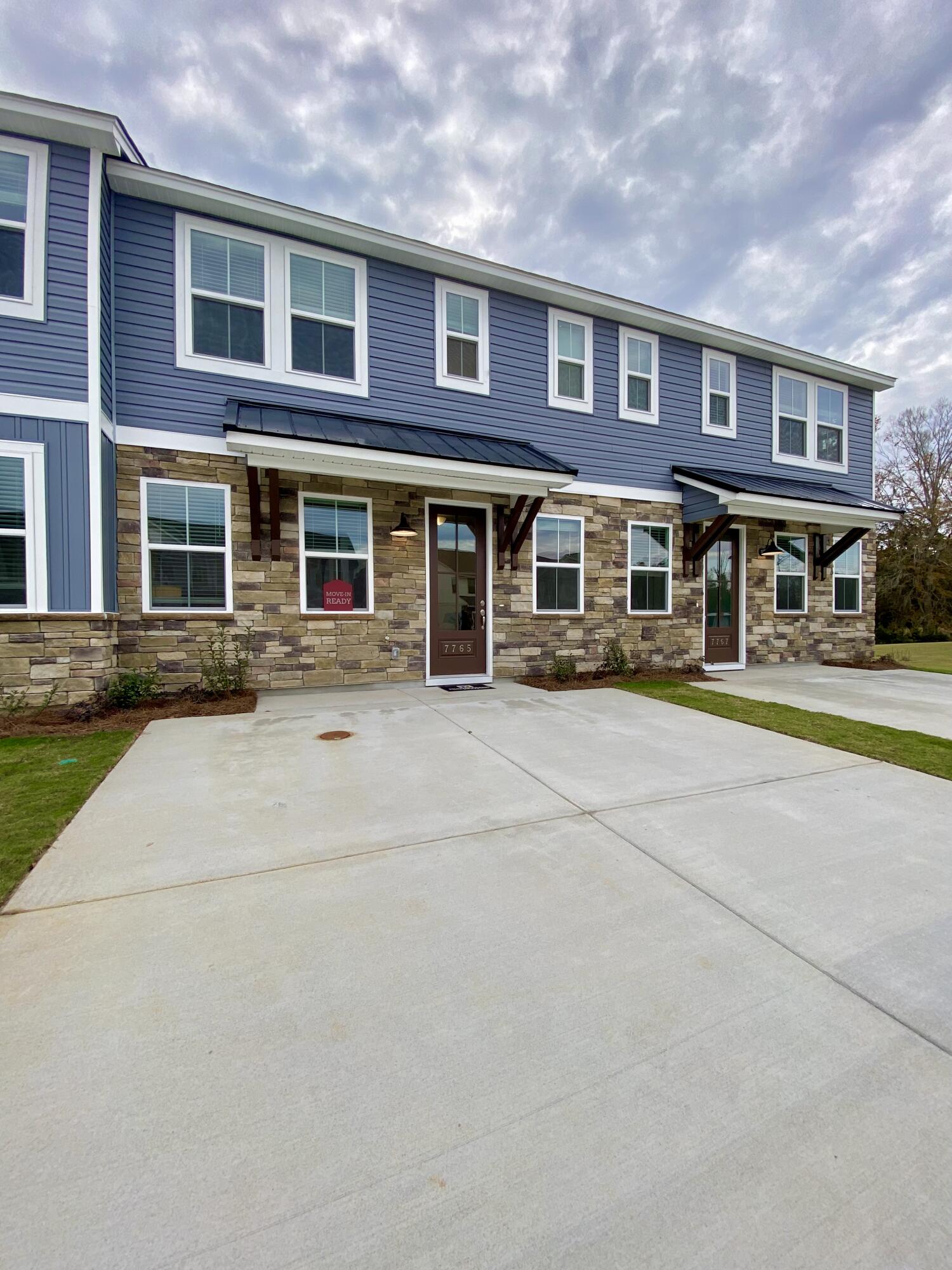 7765 Park Gate Drive