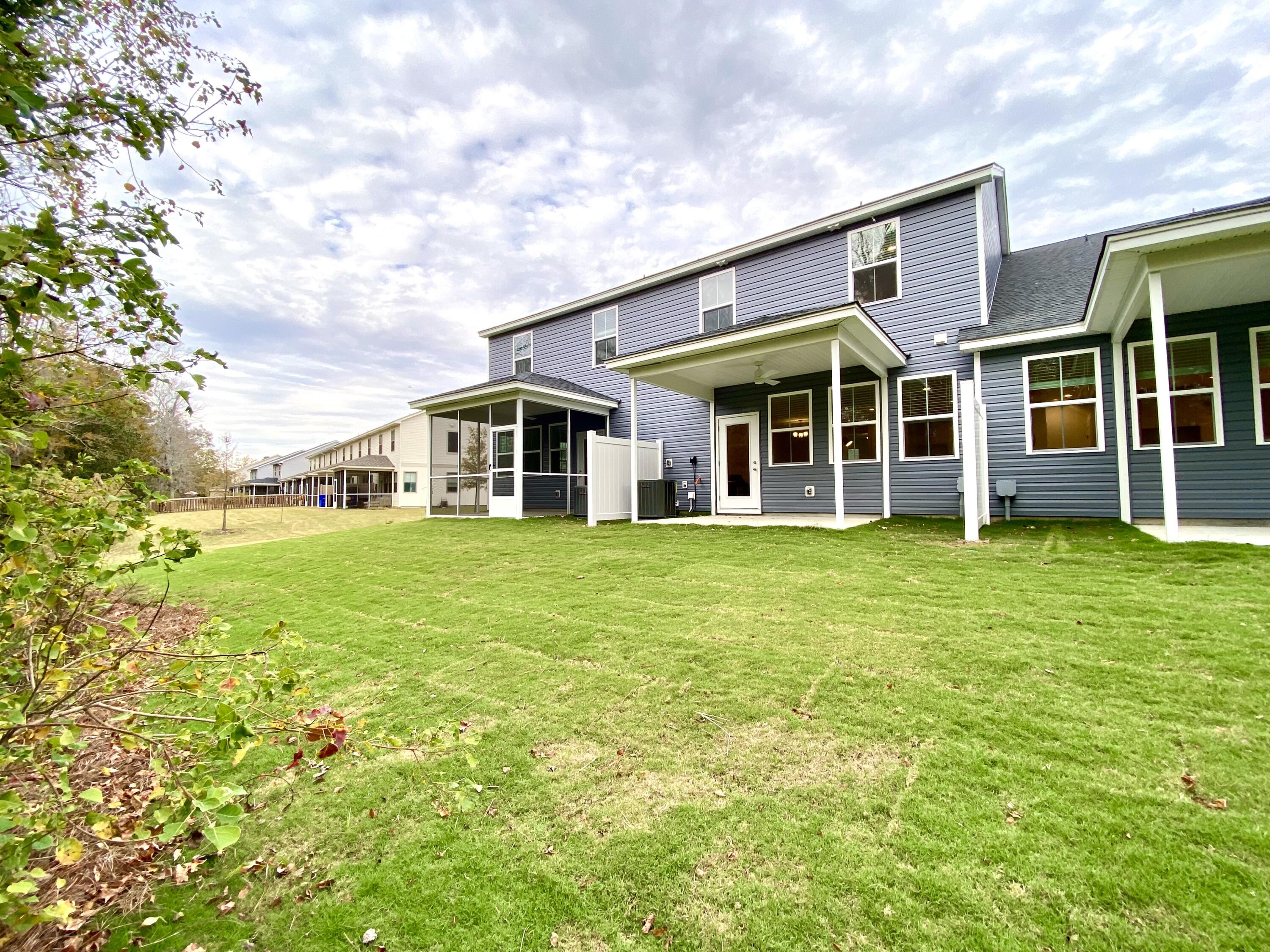 7765 Park Gate Drive