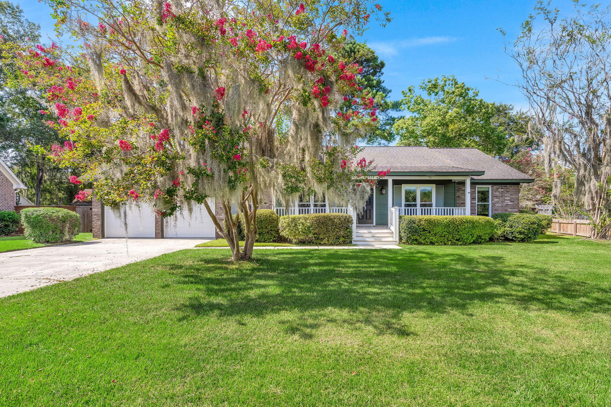 2928 Sugarbush Way
