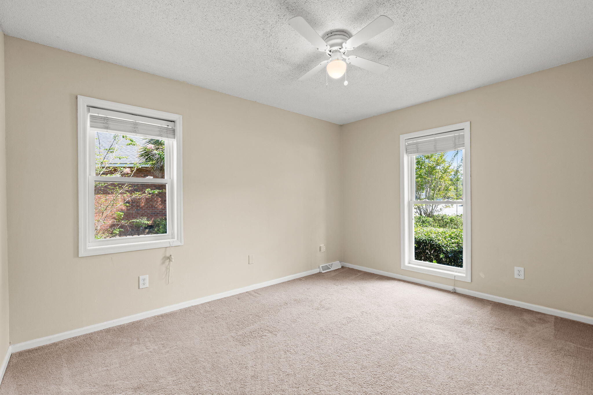 2928 Sugarbush Way