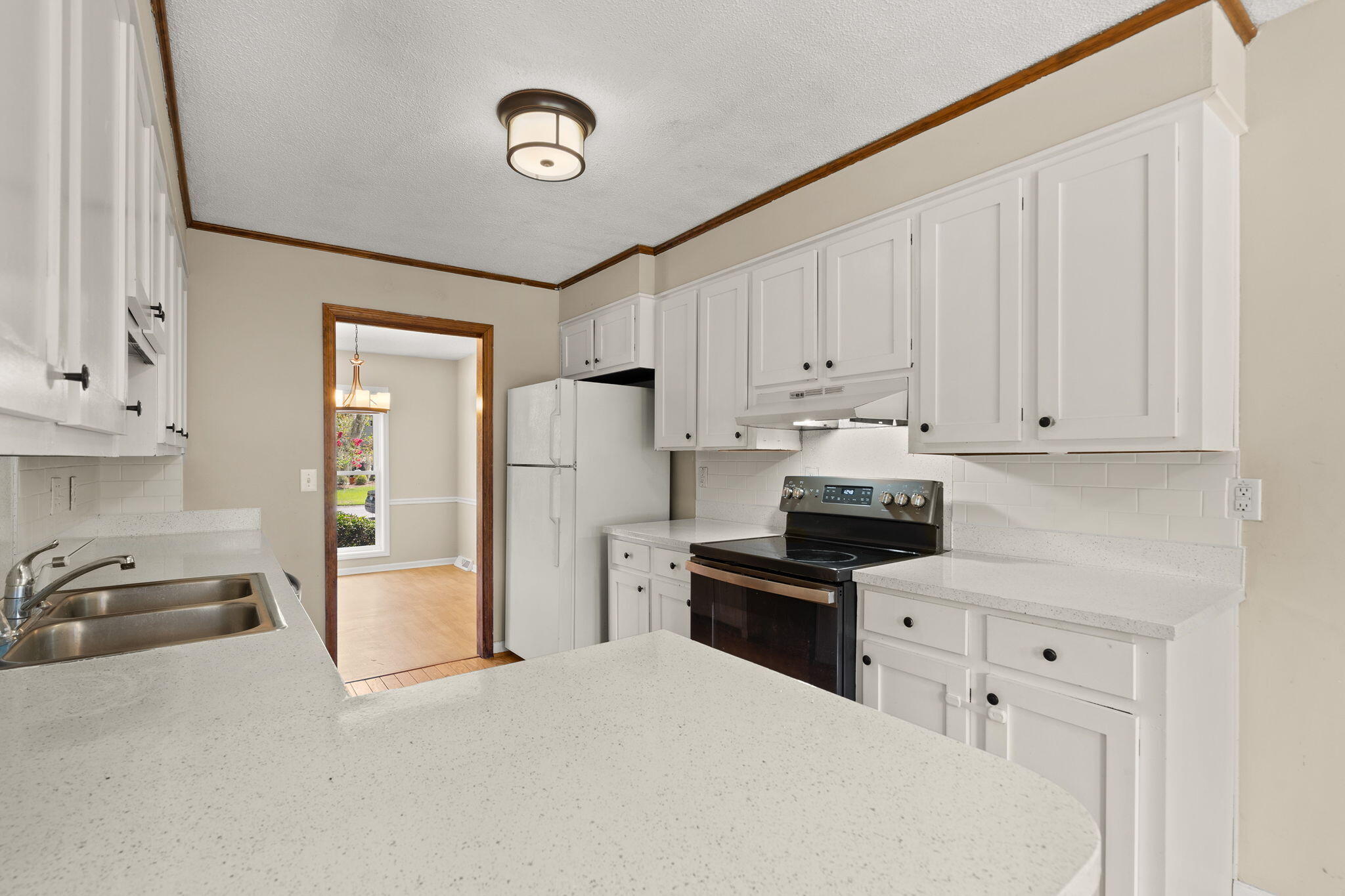 2928 Sugarbush Way