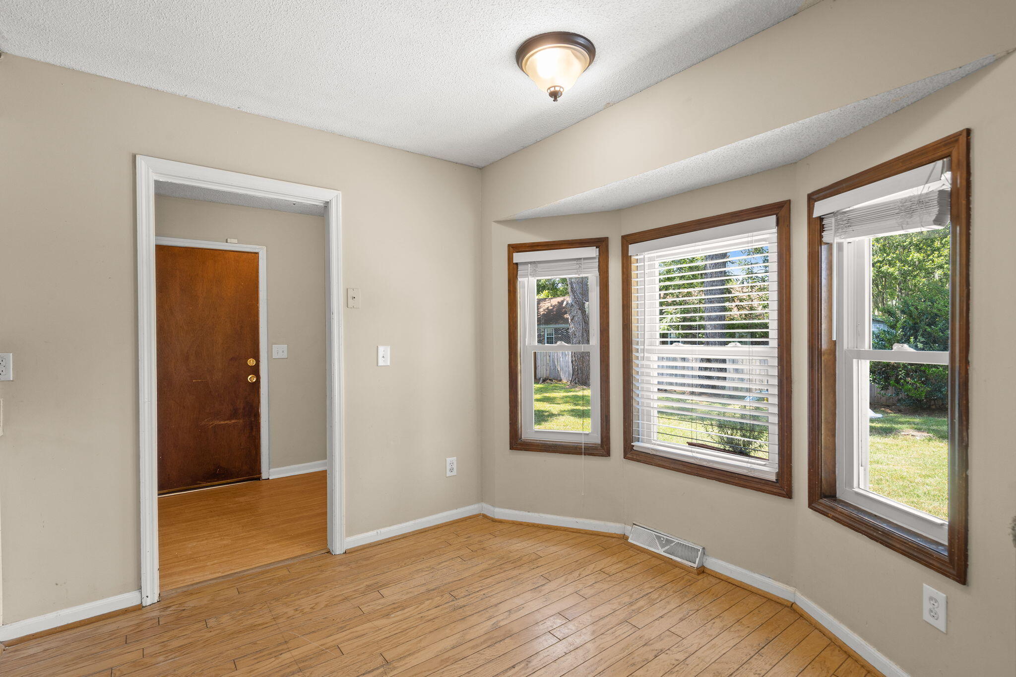 2928 Sugarbush Way