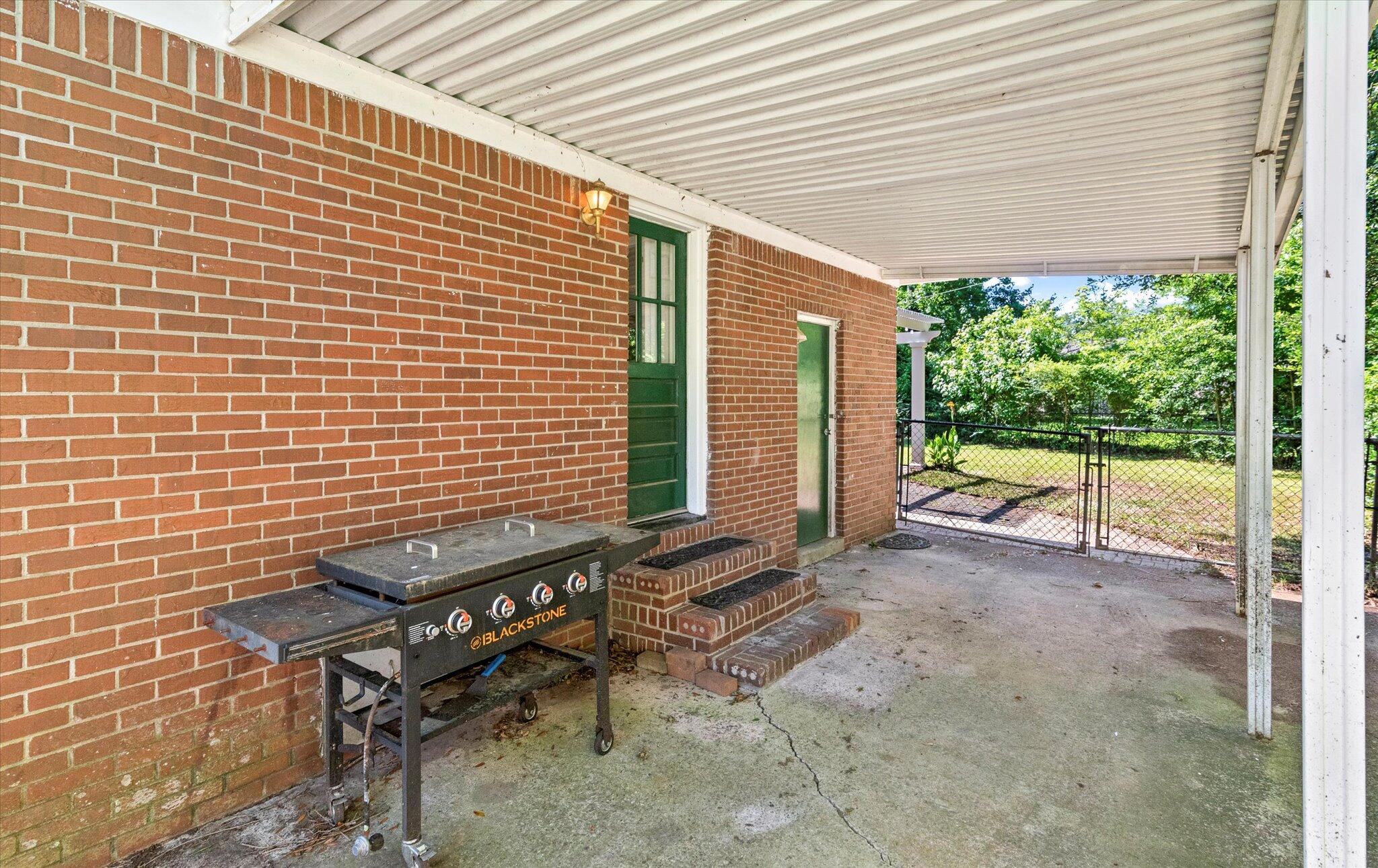 1955 Green Park Avenue