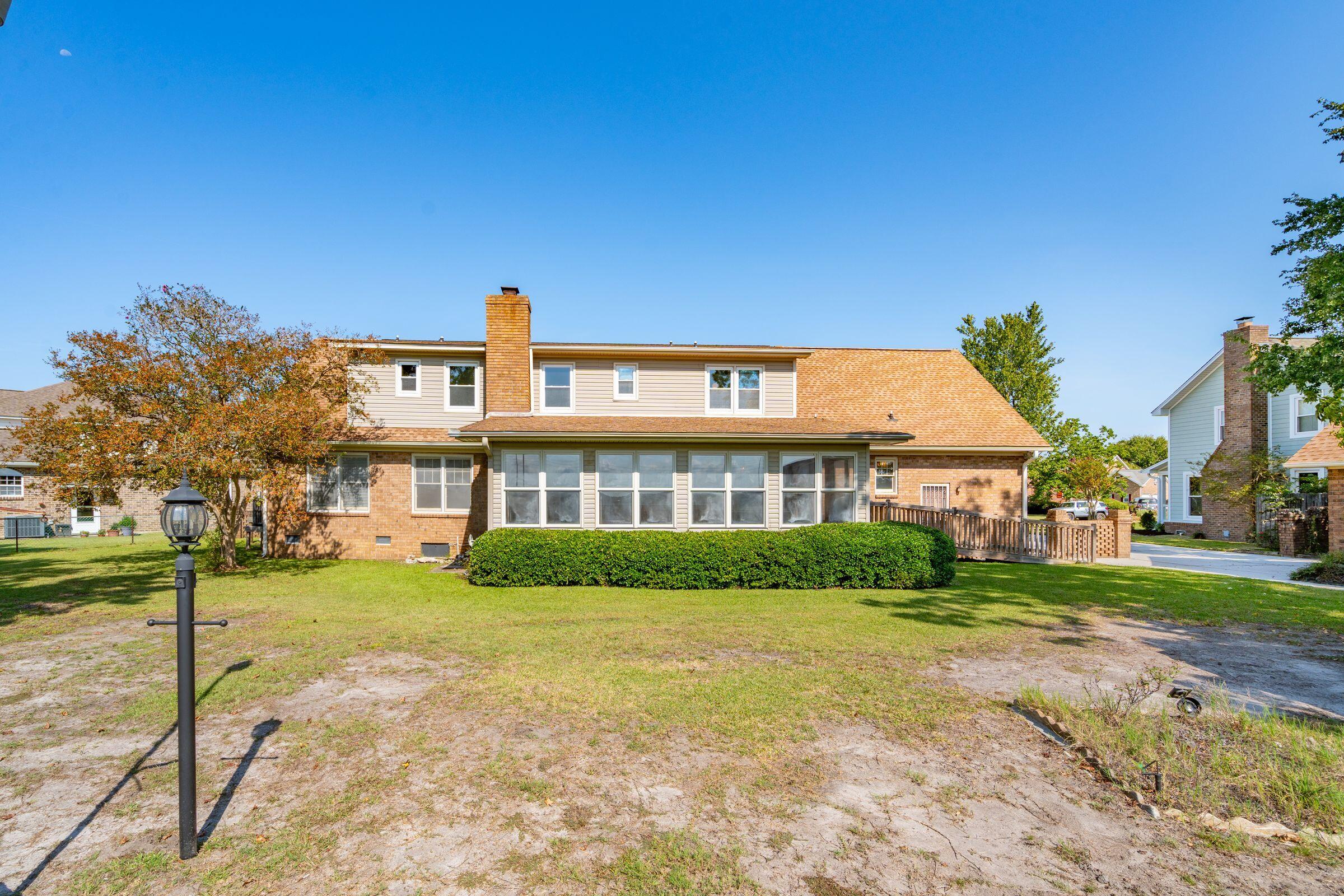 4301 Waterview Circle