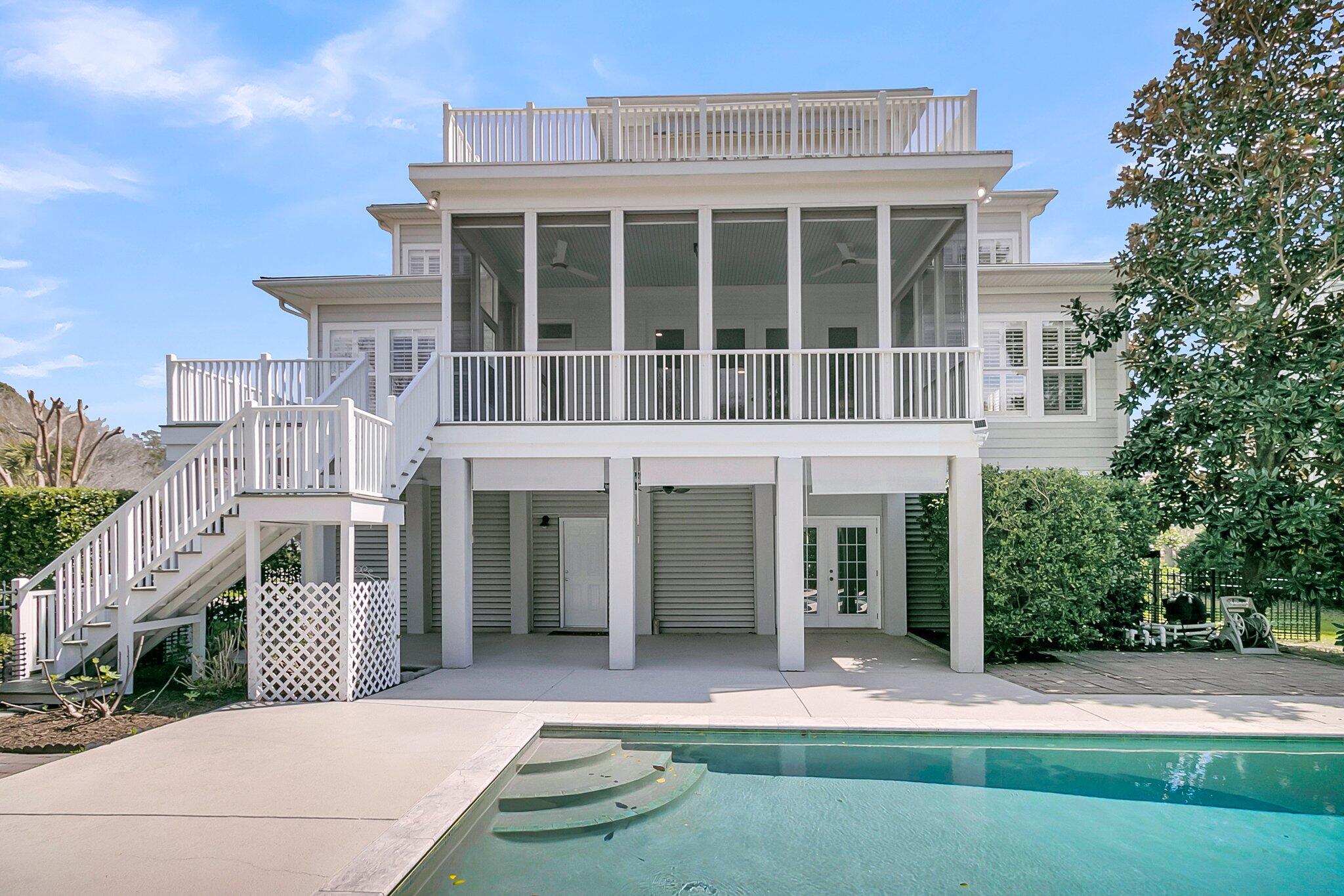 4922 Sound View Drive