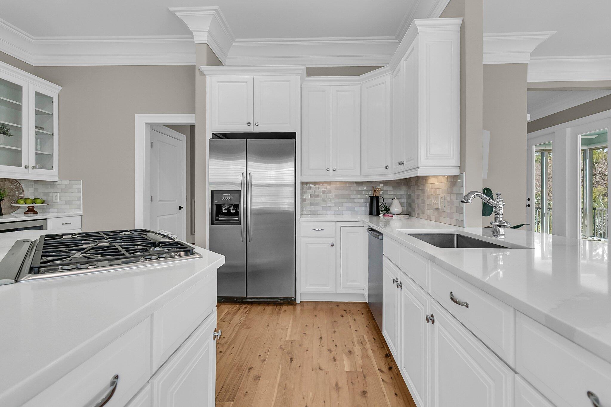 4922 Sound View Drive