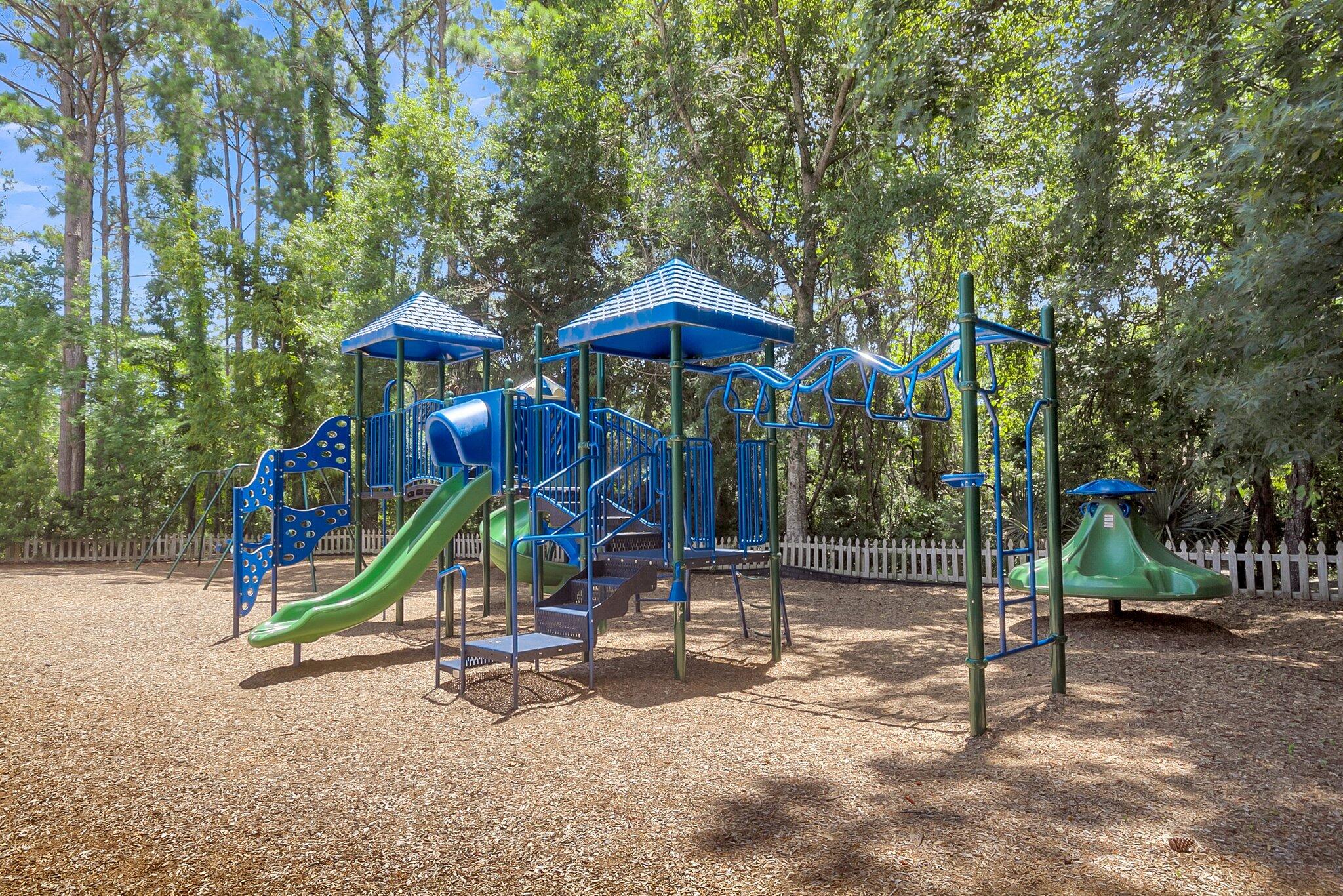 4922 Sound View Drive