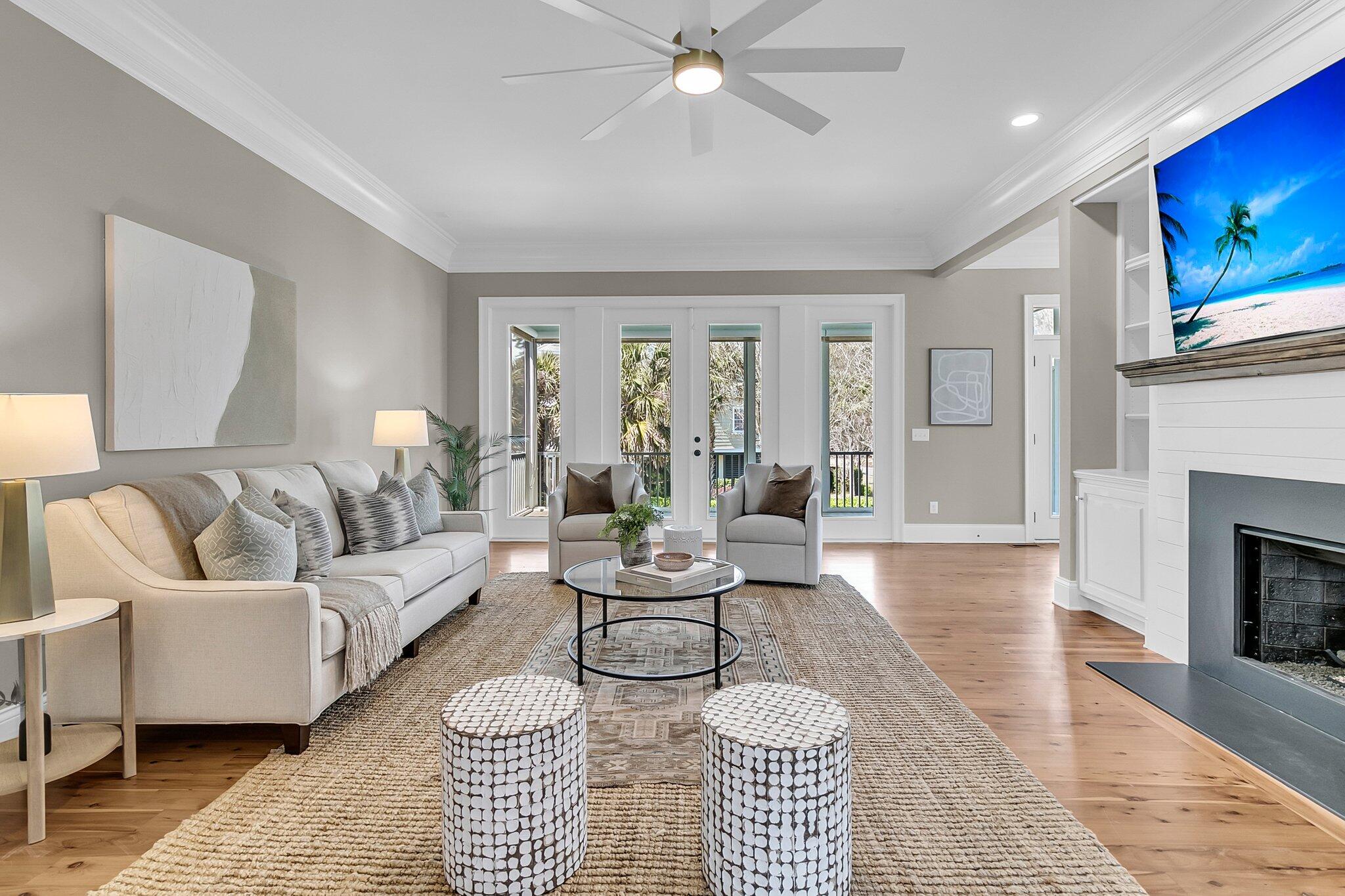 4922 Sound View Drive