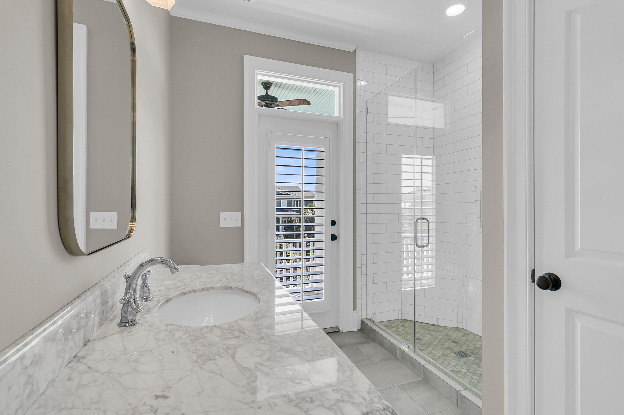4922 Sound View Drive