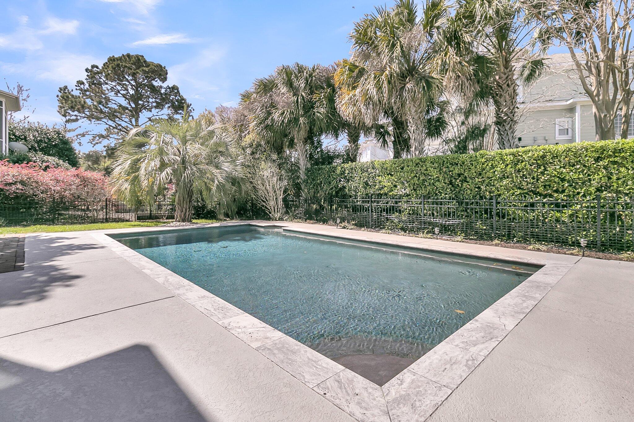 4922 Sound View Drive