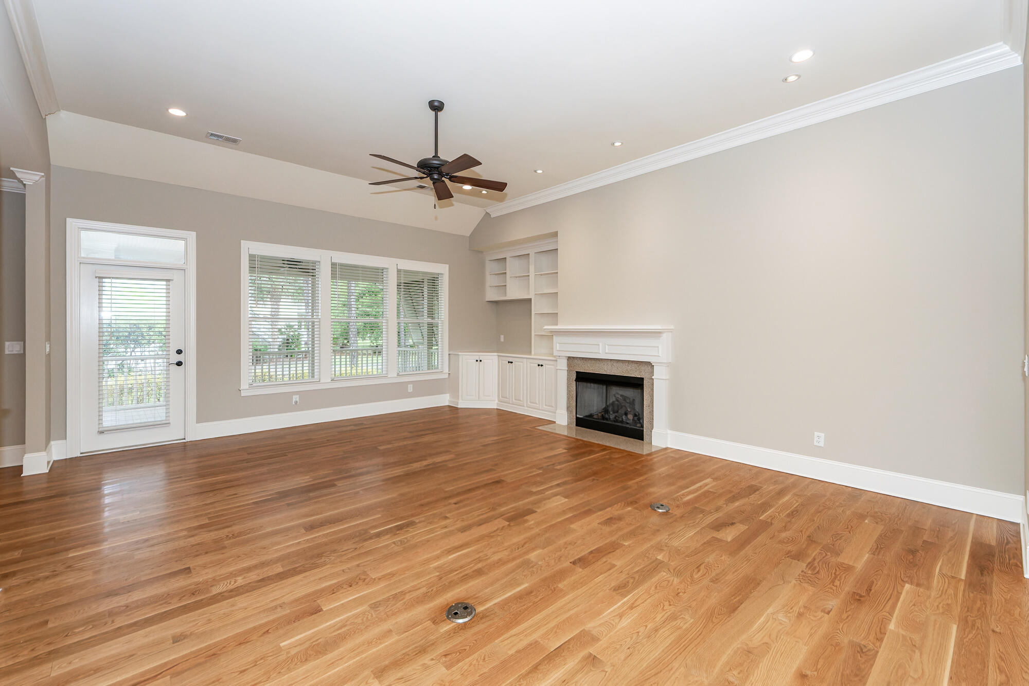 287 Commonwealth Road