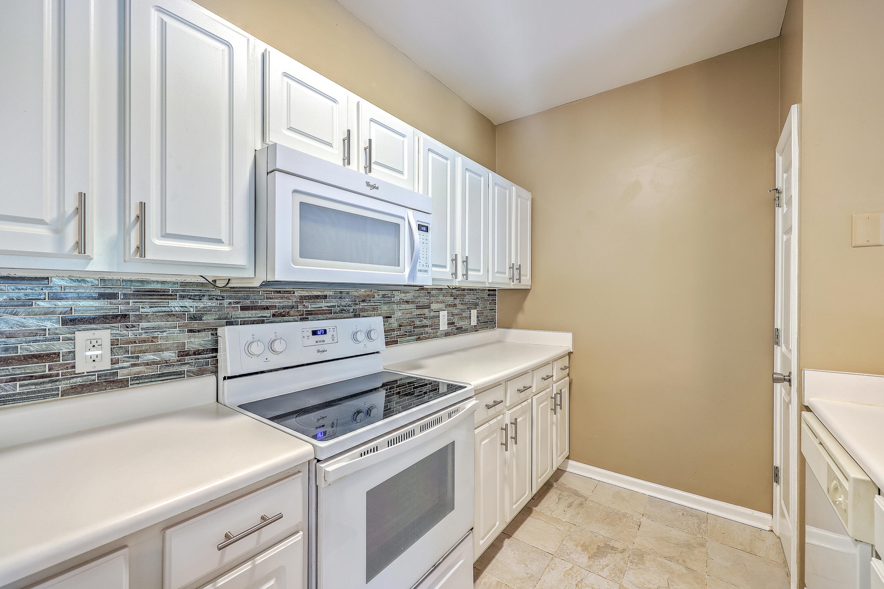 1600 Long Grove Drive # 1318, Mount Pleasant Unit: 1318