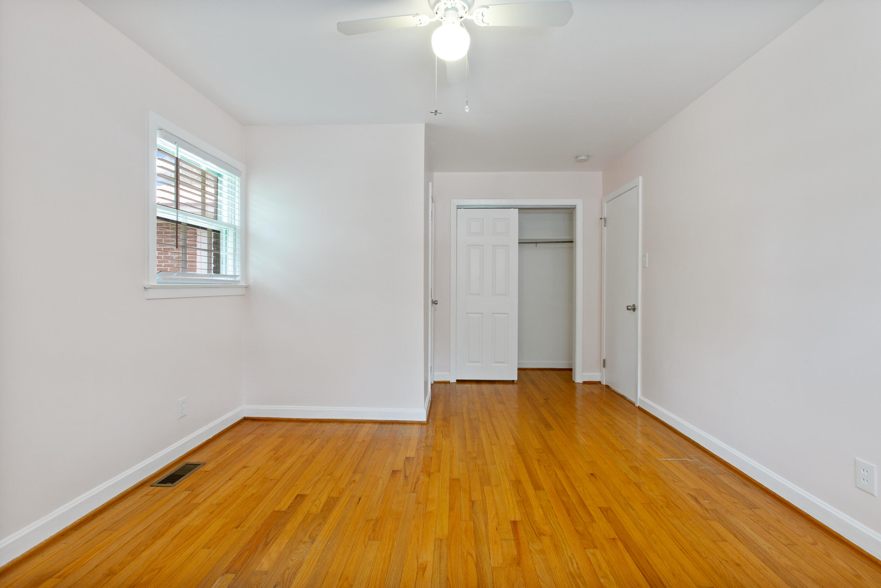 113 Center Street