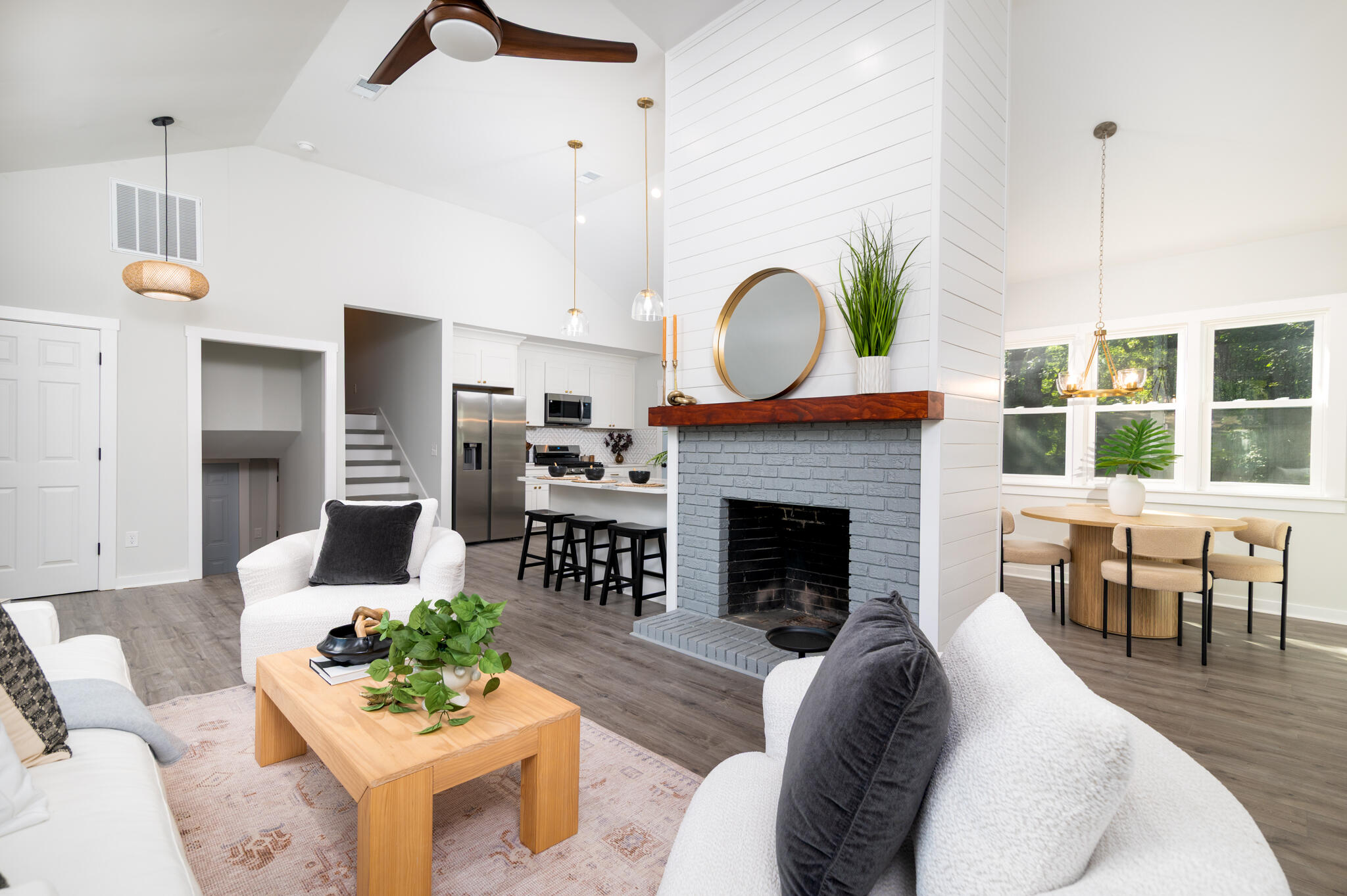 1729 Heritage Park Road