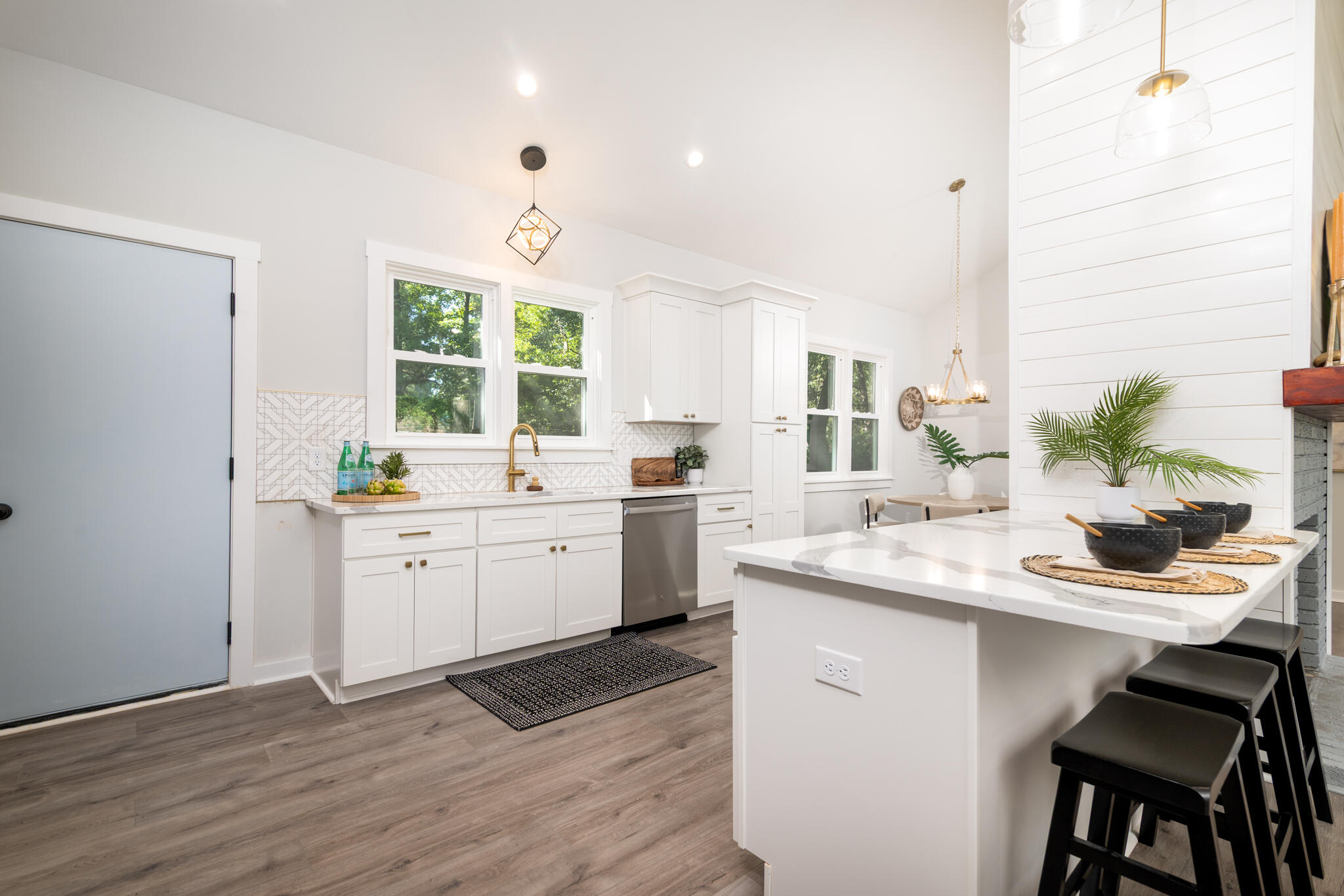 1729 Heritage Park Road