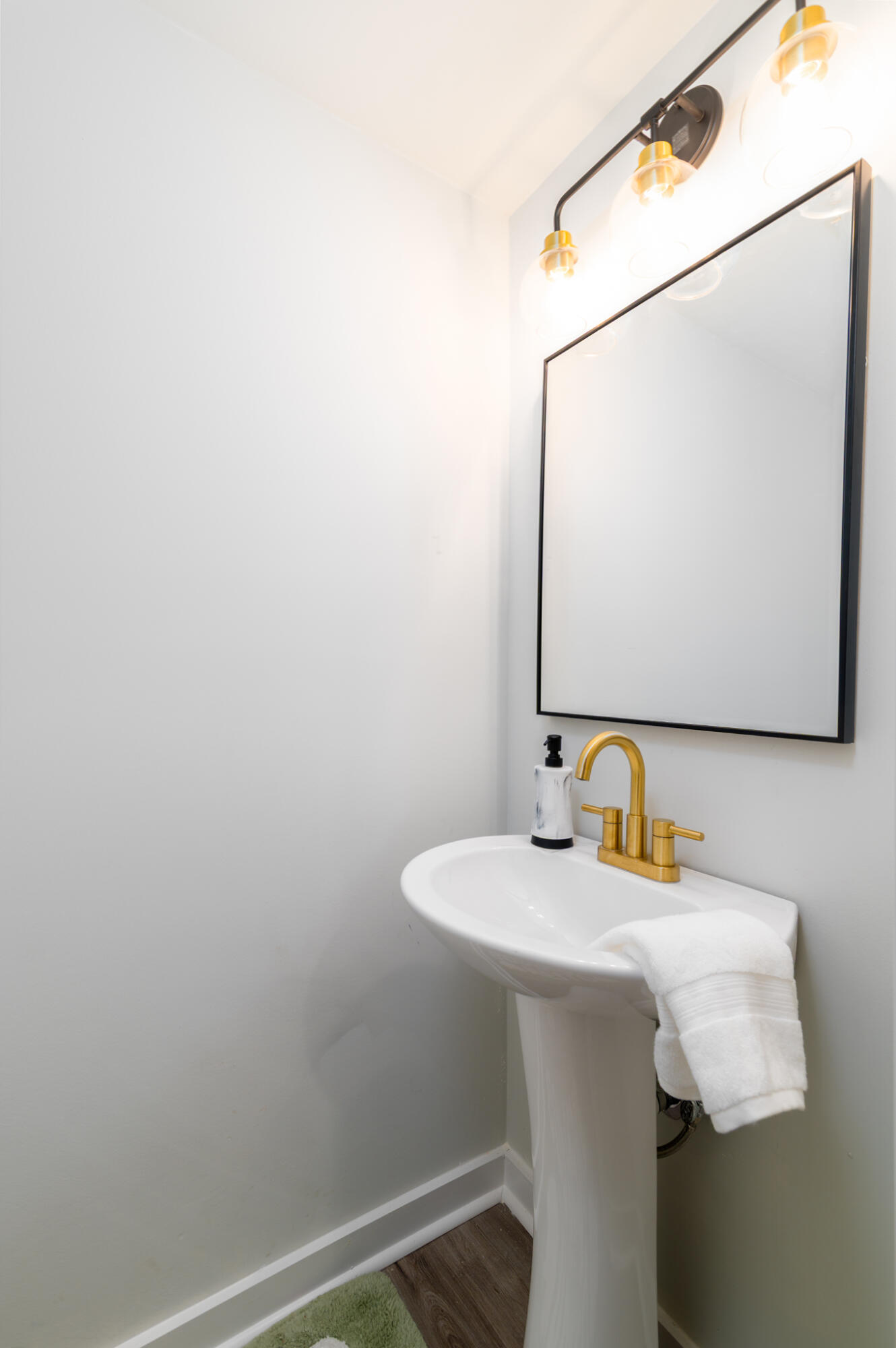 1729 Heritage Park Road