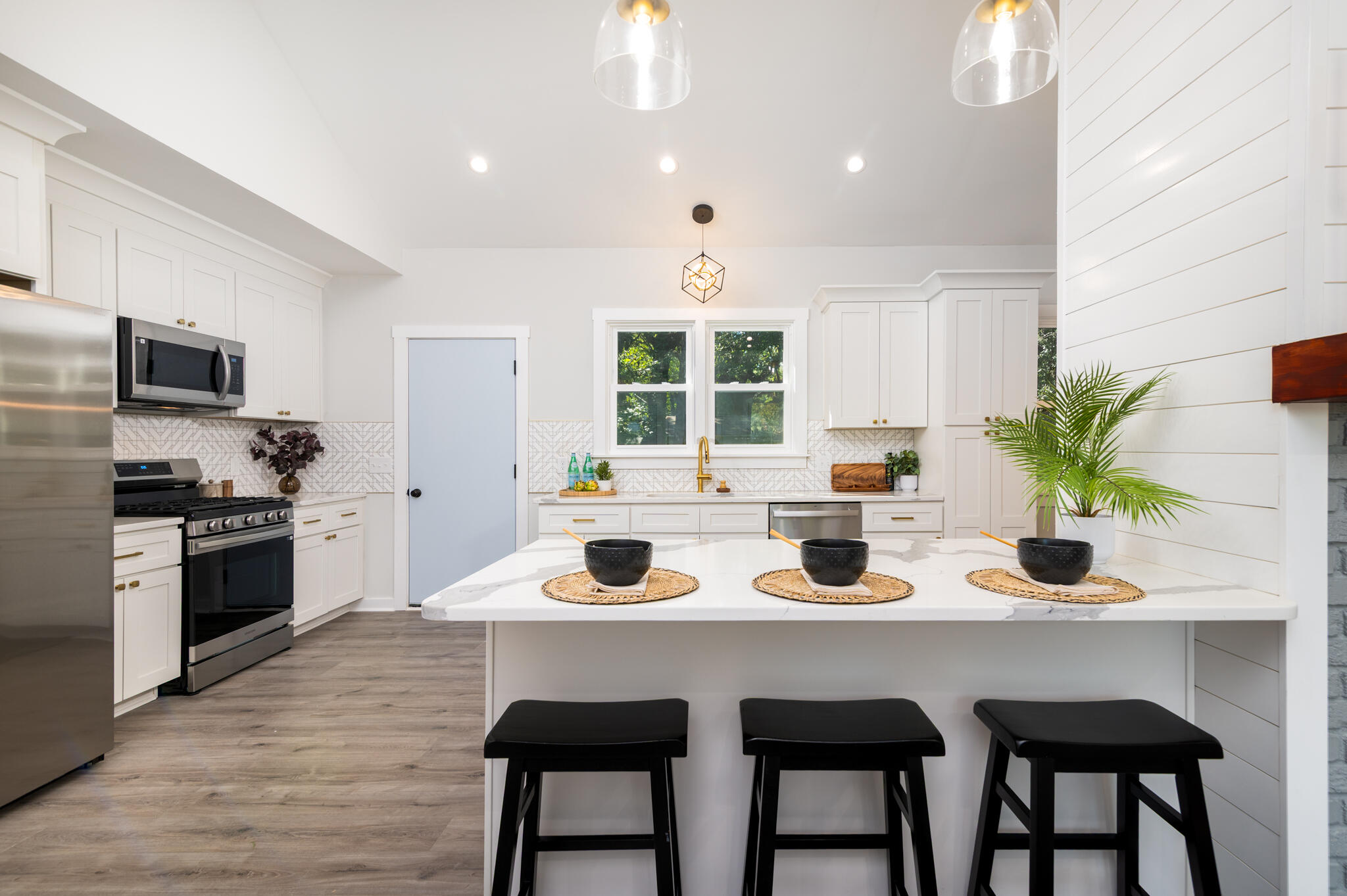 1729 Heritage Park Road