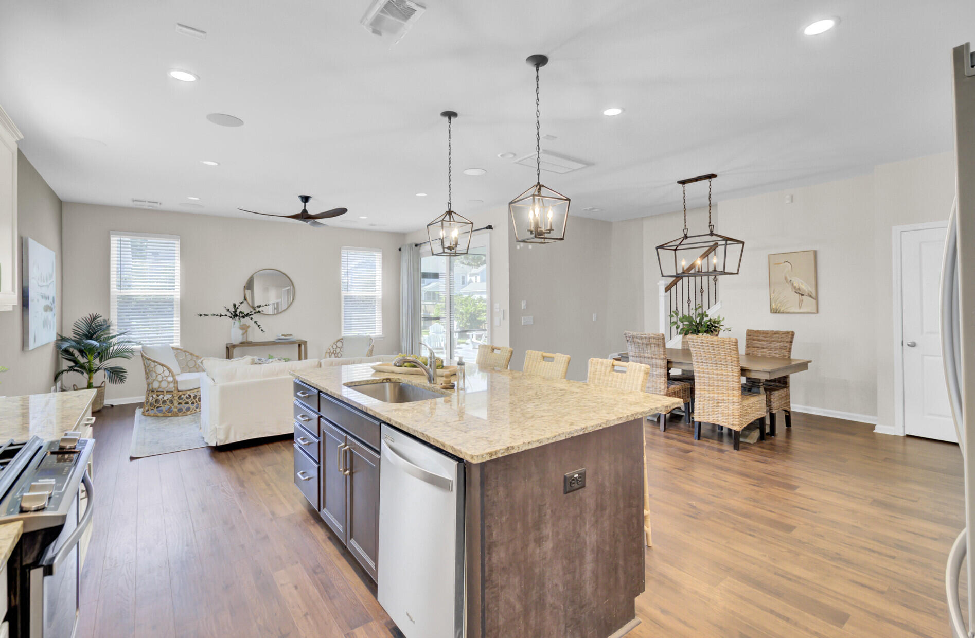 2135 Kemmerlin Street