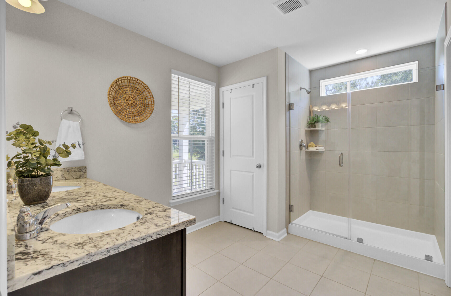 2135 Kemmerlin Street