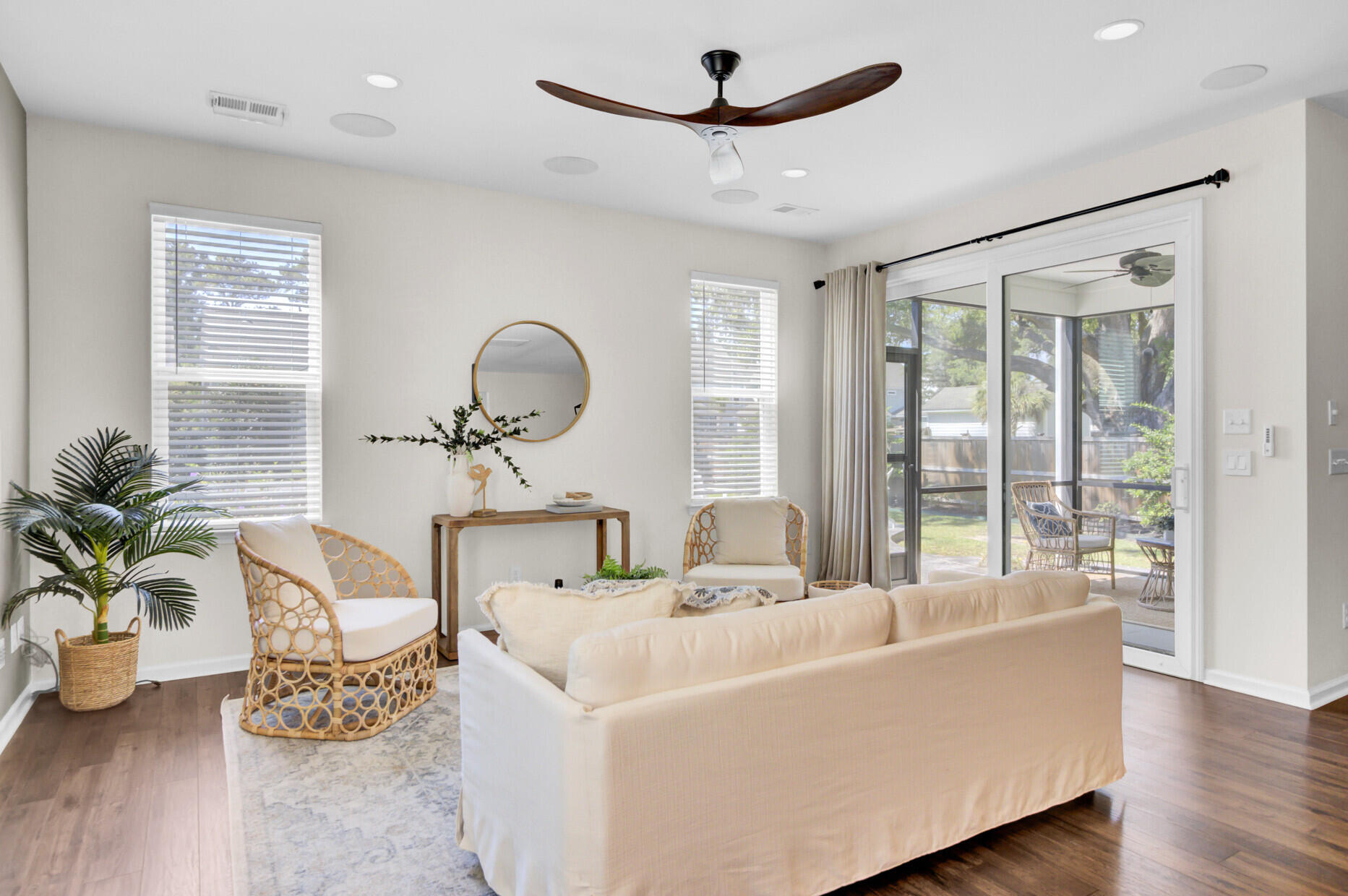 2135 Kemmerlin Street