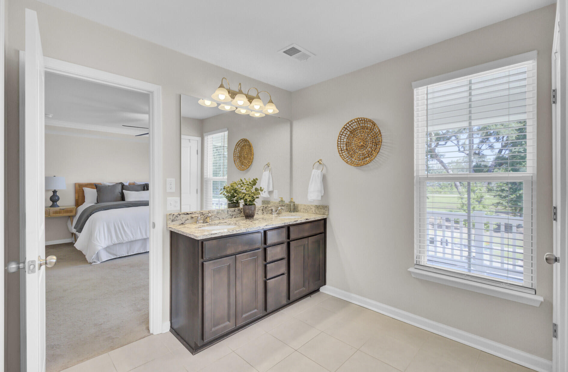 2135 Kemmerlin Street