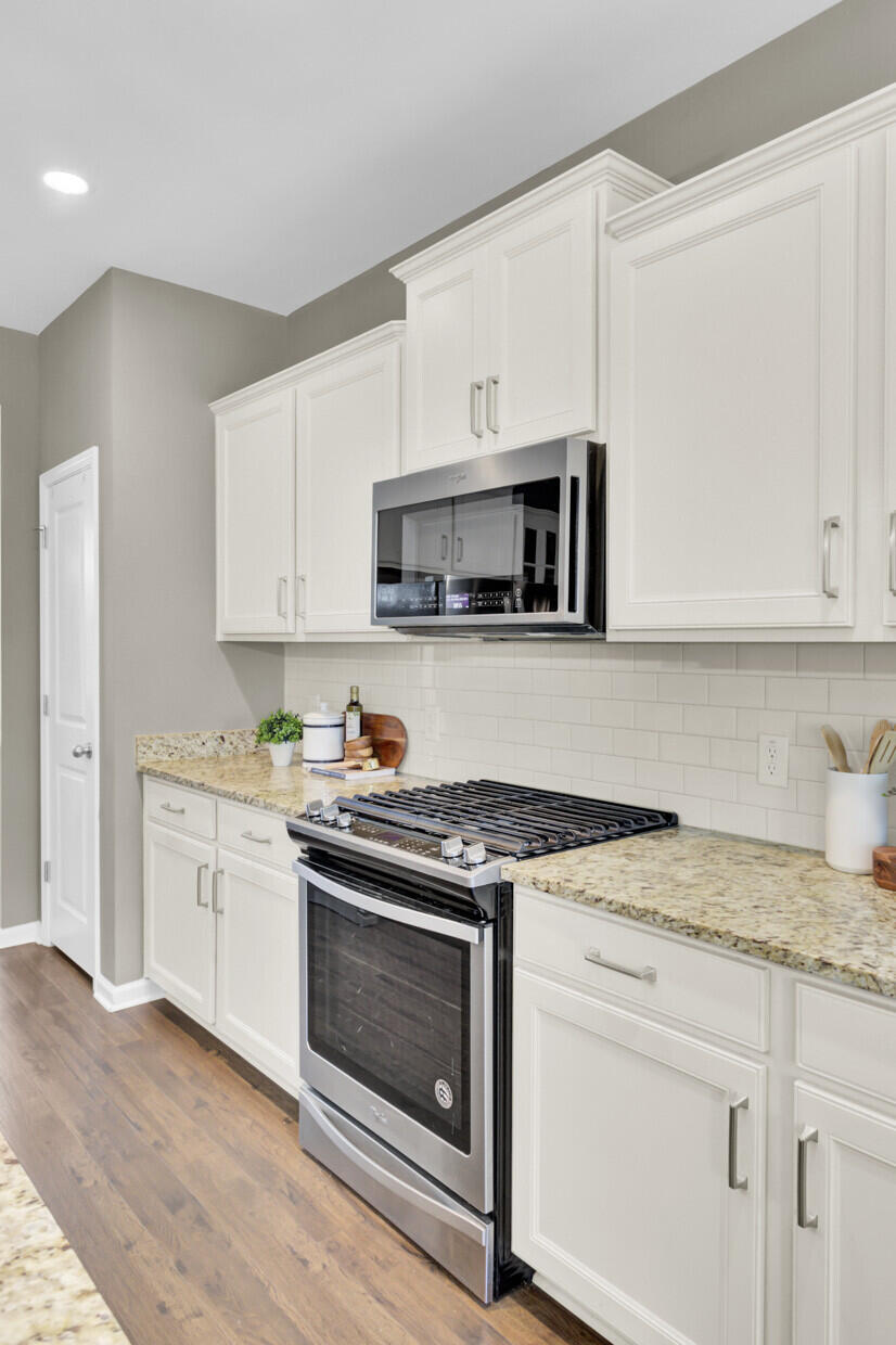 2135 Kemmerlin Street