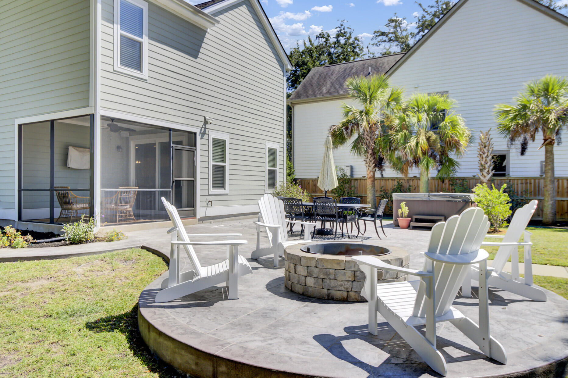 2135 Kemmerlin Street