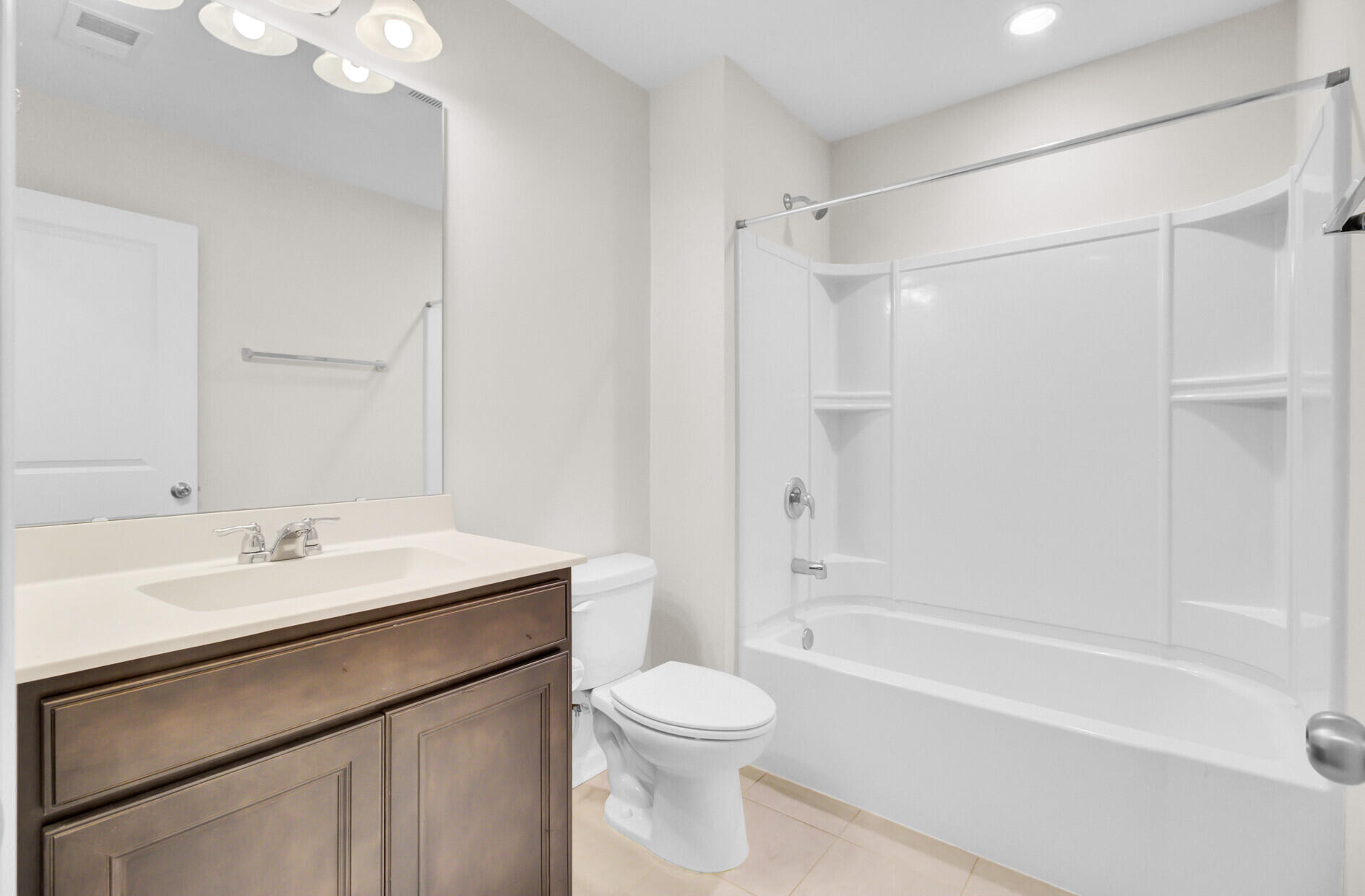 2135 Kemmerlin Street