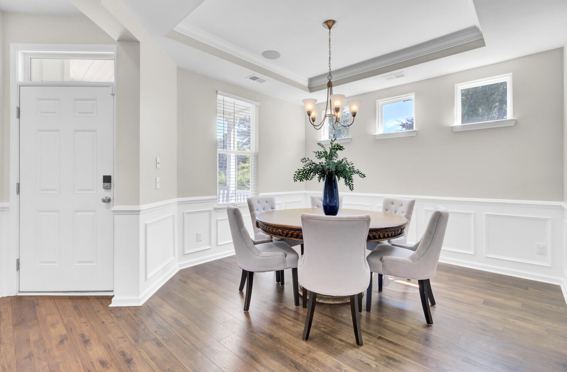 2135 Kemmerlin Street