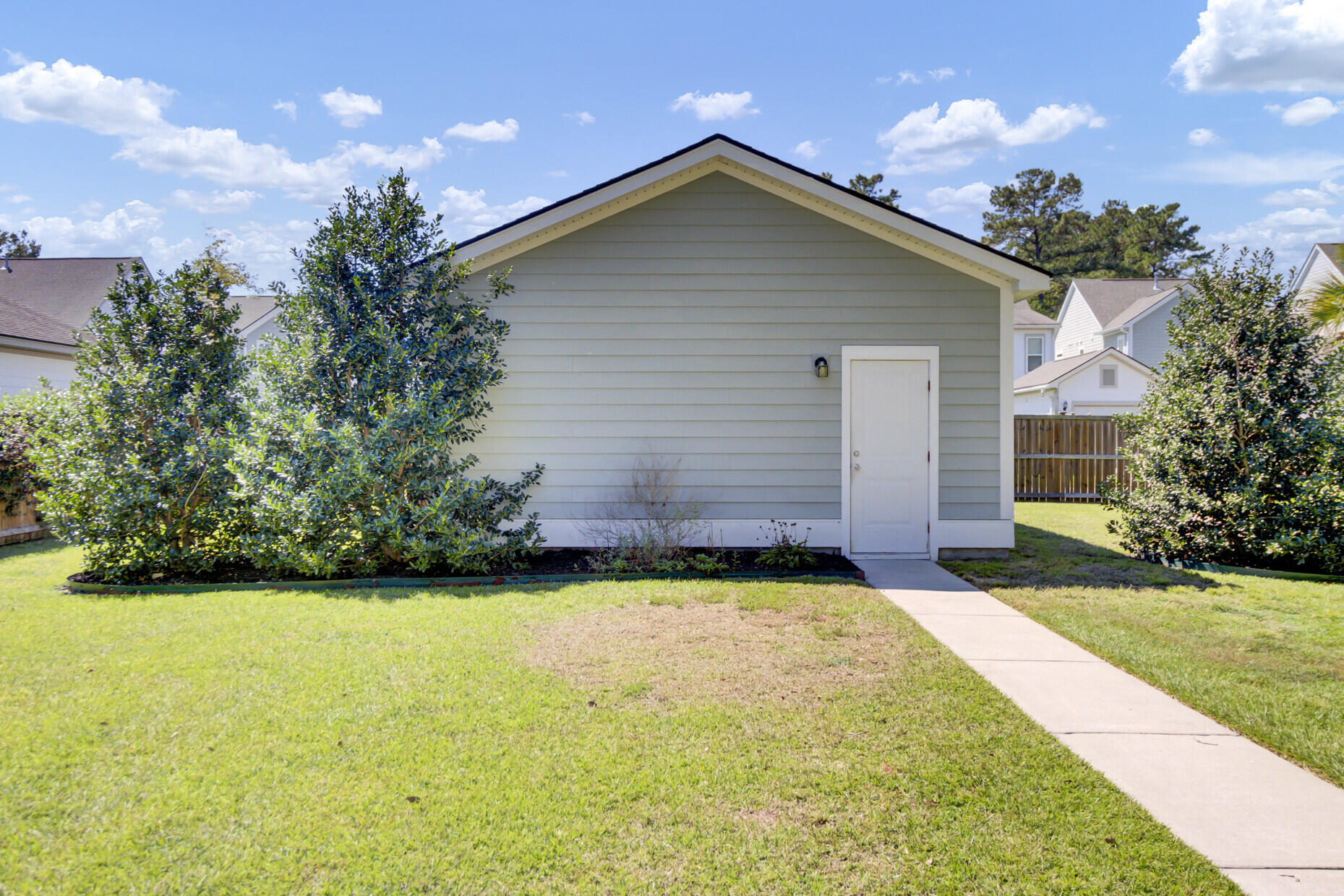 2135 Kemmerlin Street