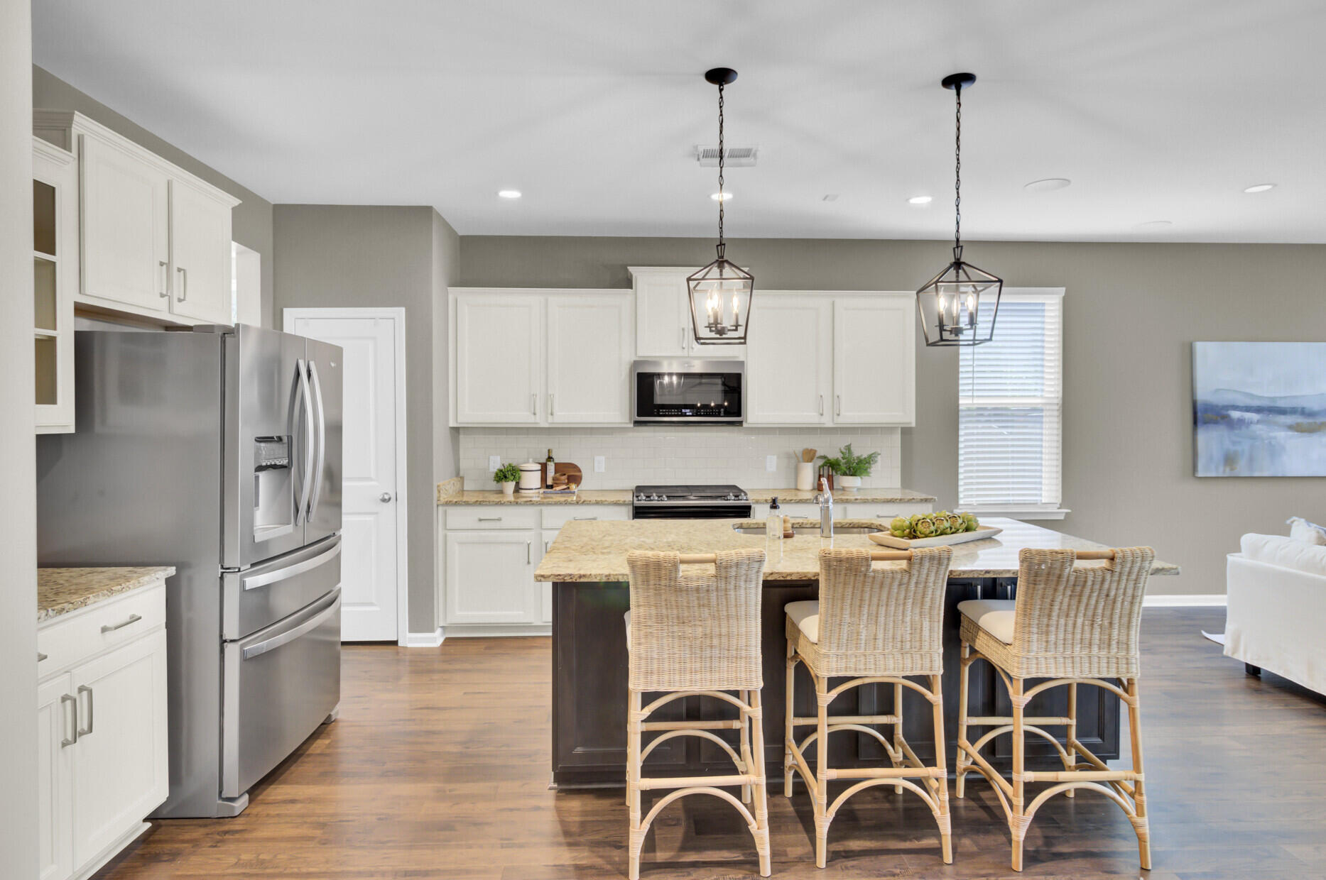 2135 Kemmerlin Street