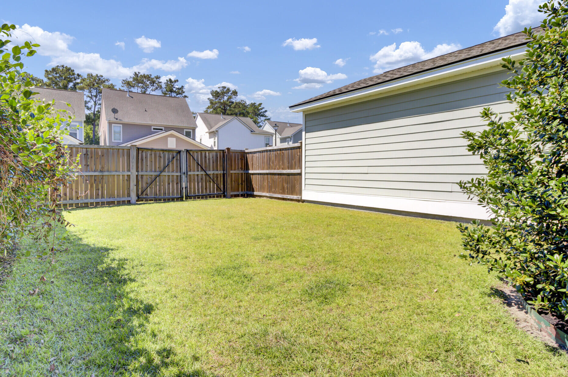 2135 Kemmerlin Street