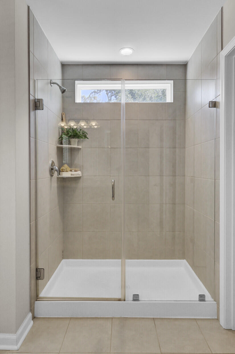 2135 Kemmerlin Street