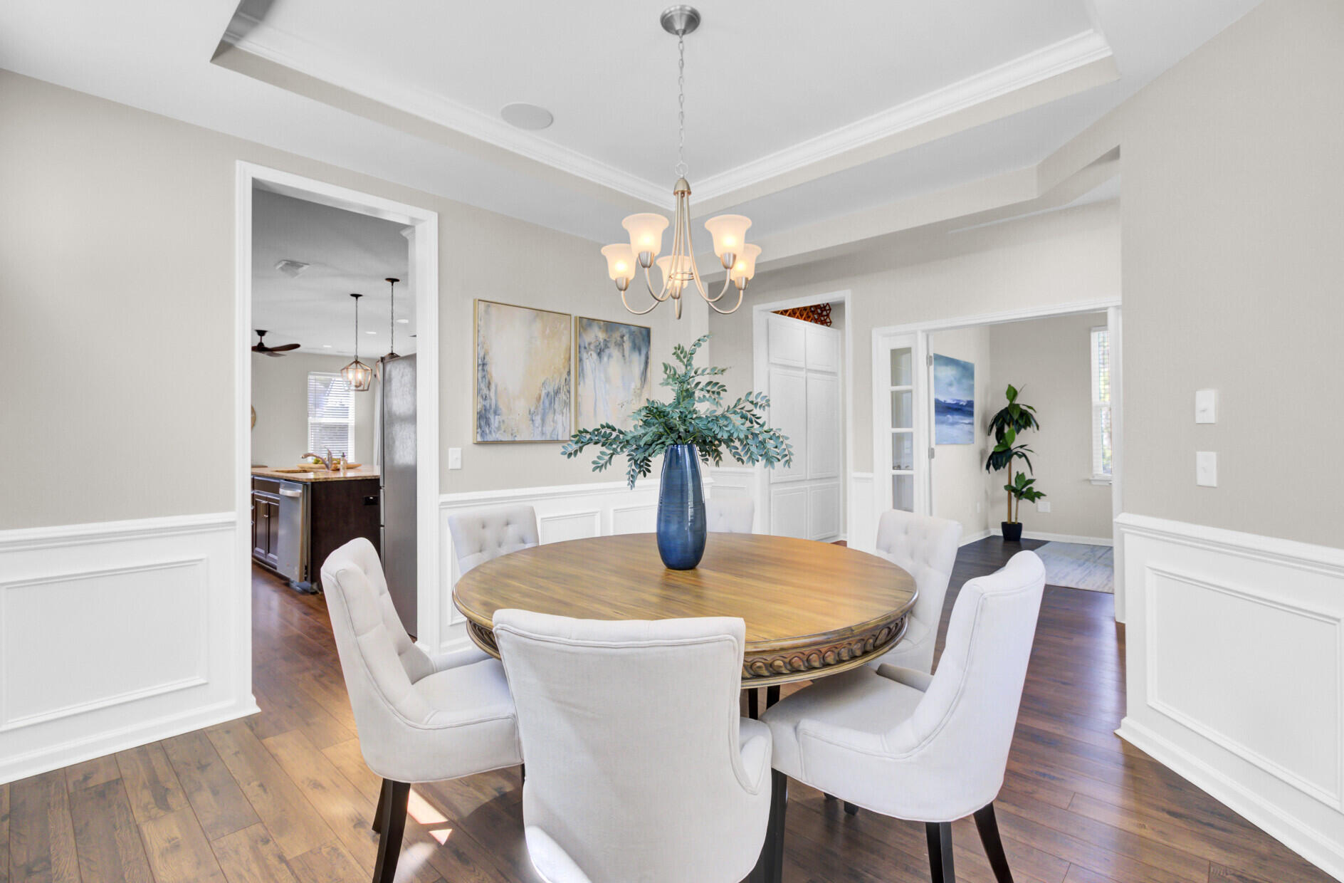 2135 Kemmerlin Street