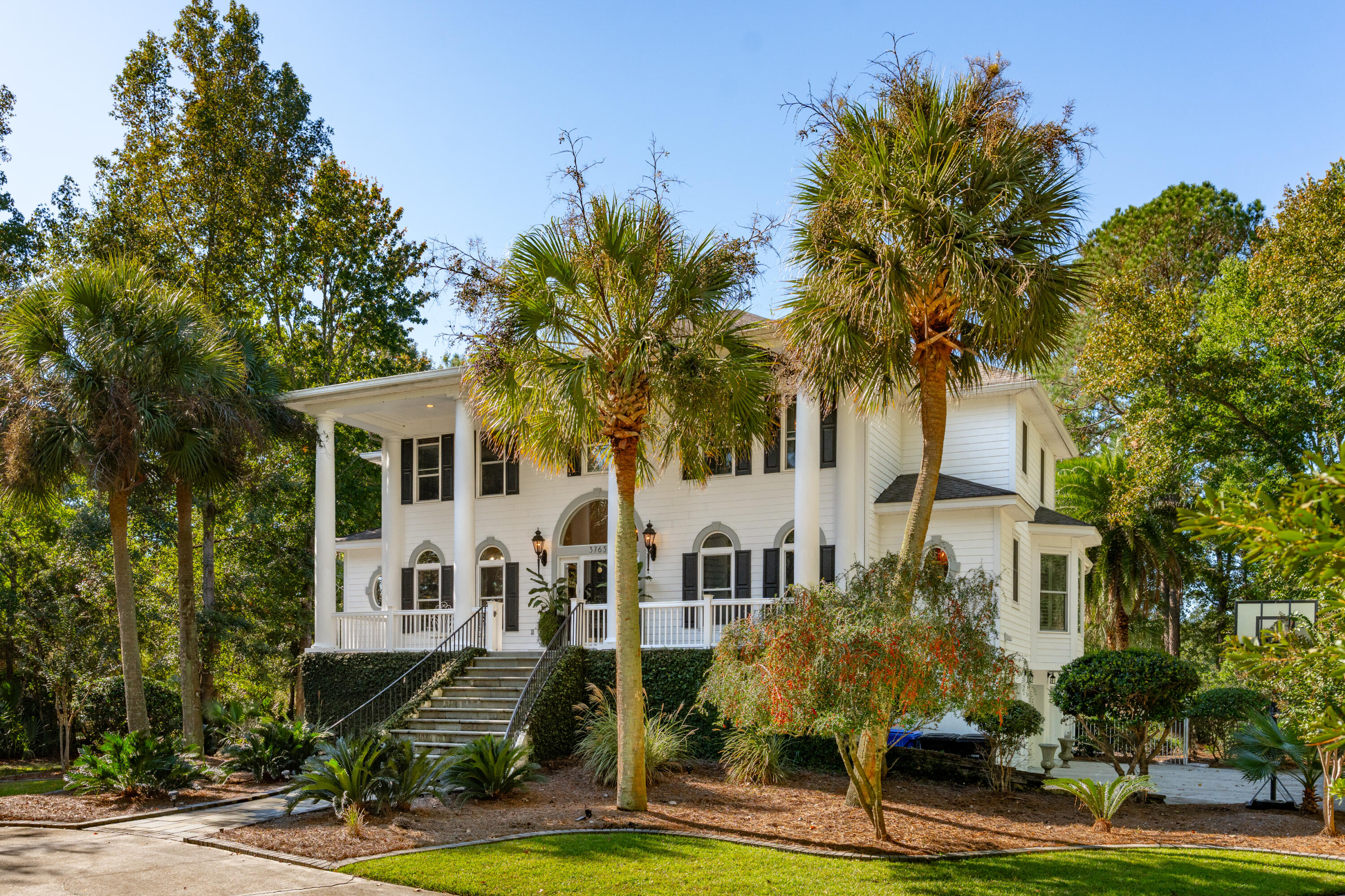 3765 Colonel Vanderhorst Circle