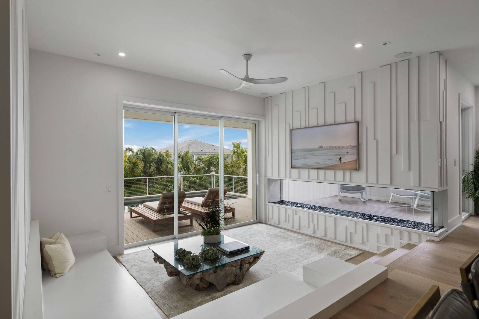 304 Carolina Boulevard