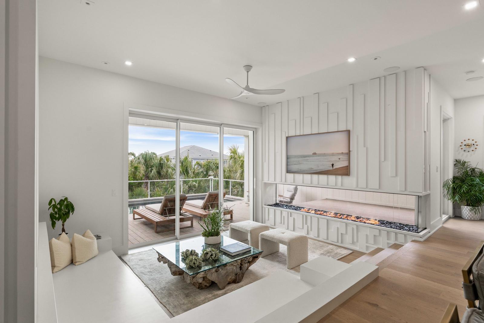 304 Carolina Boulevard