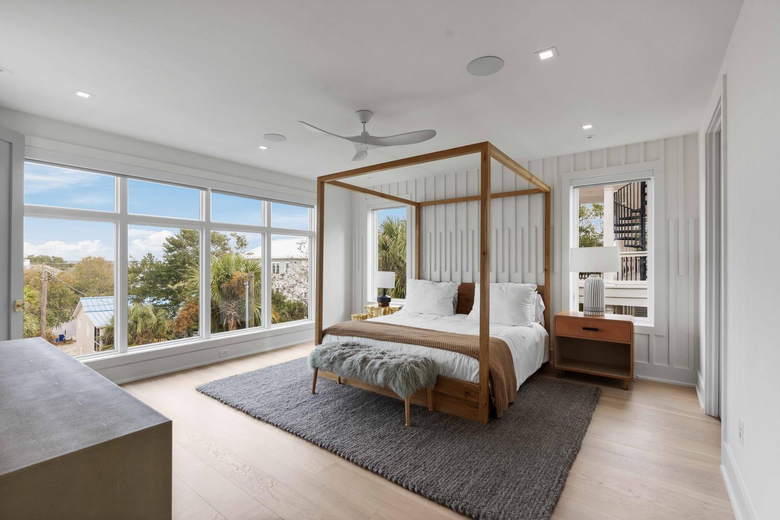 304 Carolina Boulevard