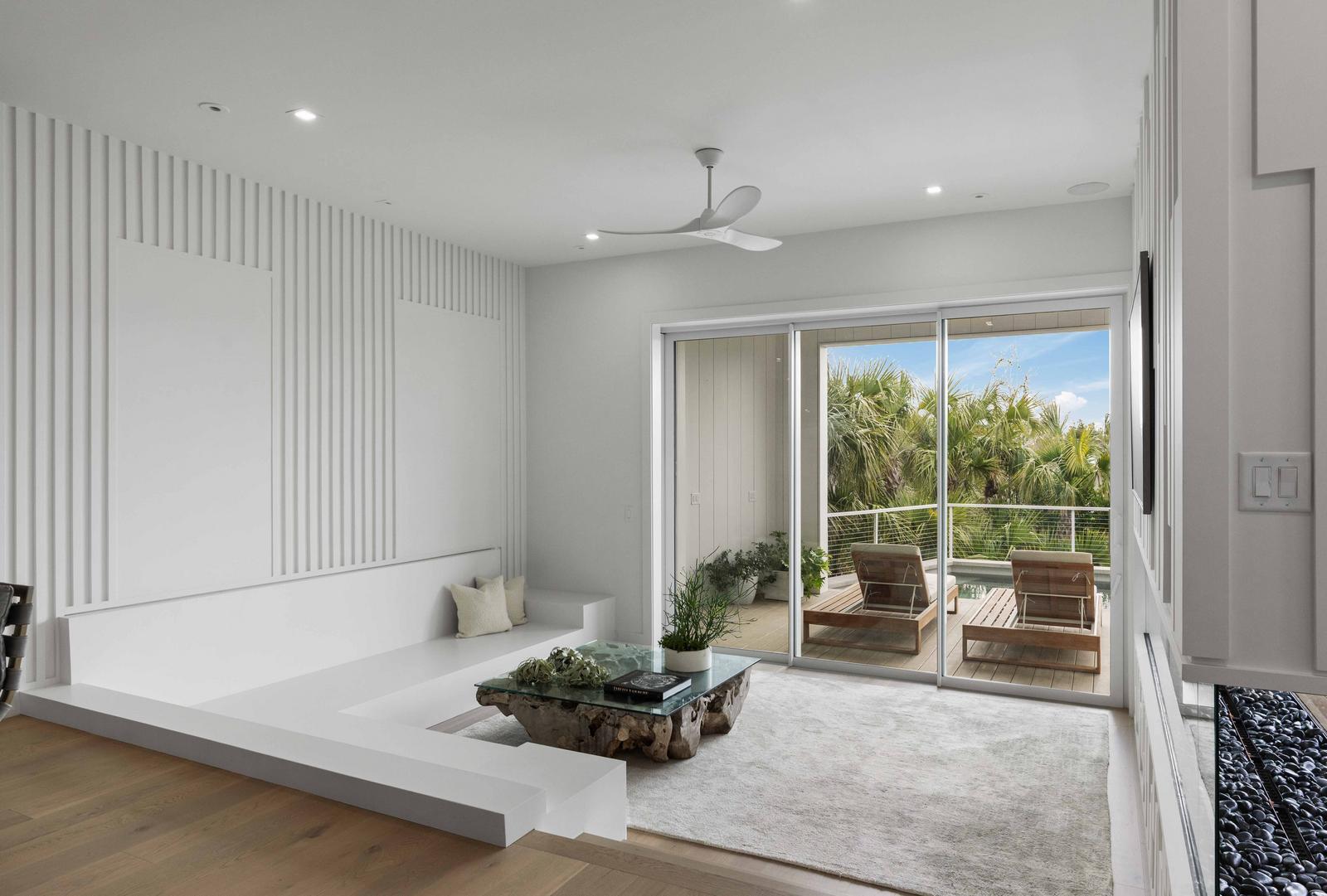 304 Carolina Boulevard