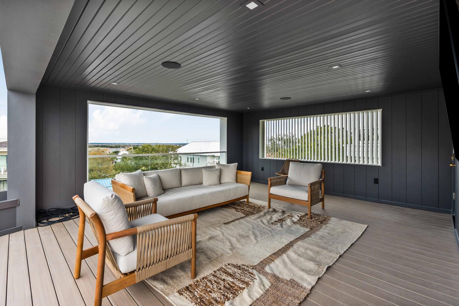 304 Carolina Boulevard