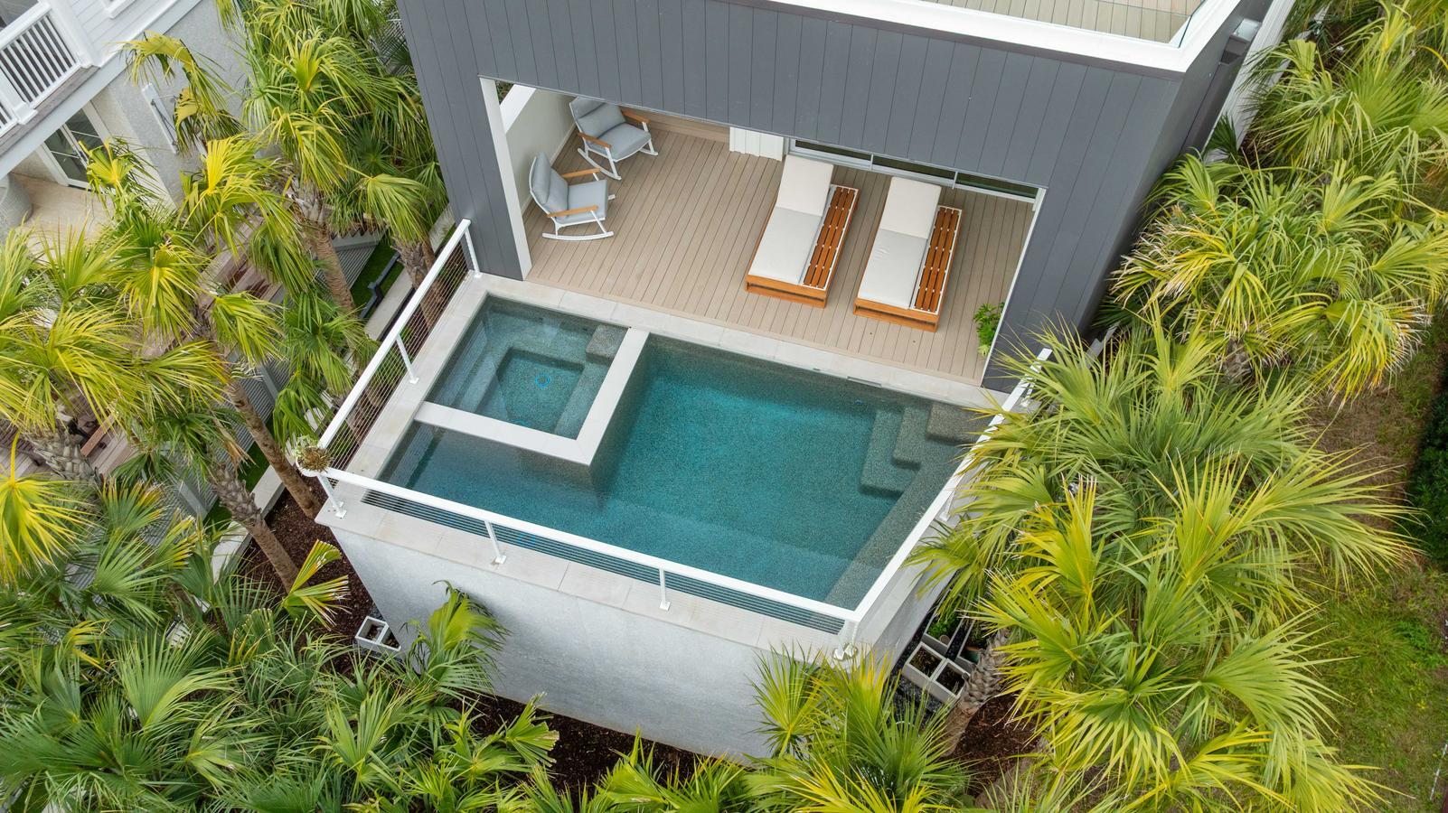 304 Carolina Boulevard