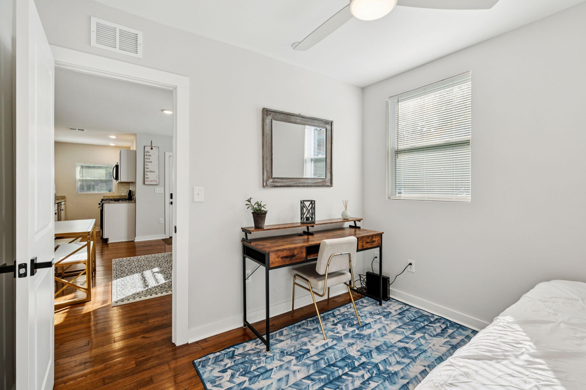 2384 Cambridge Avenue