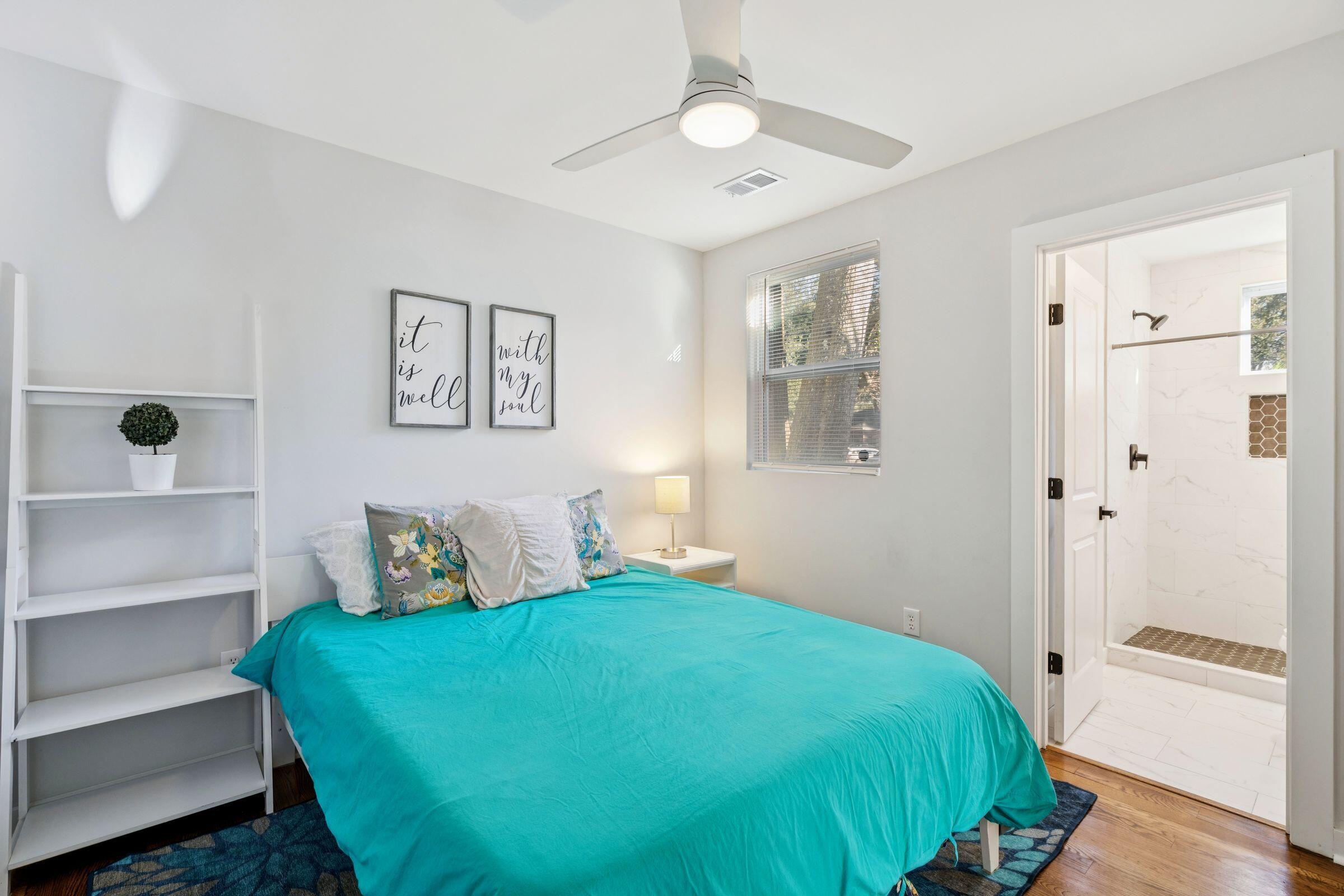 2384 Cambridge Avenue