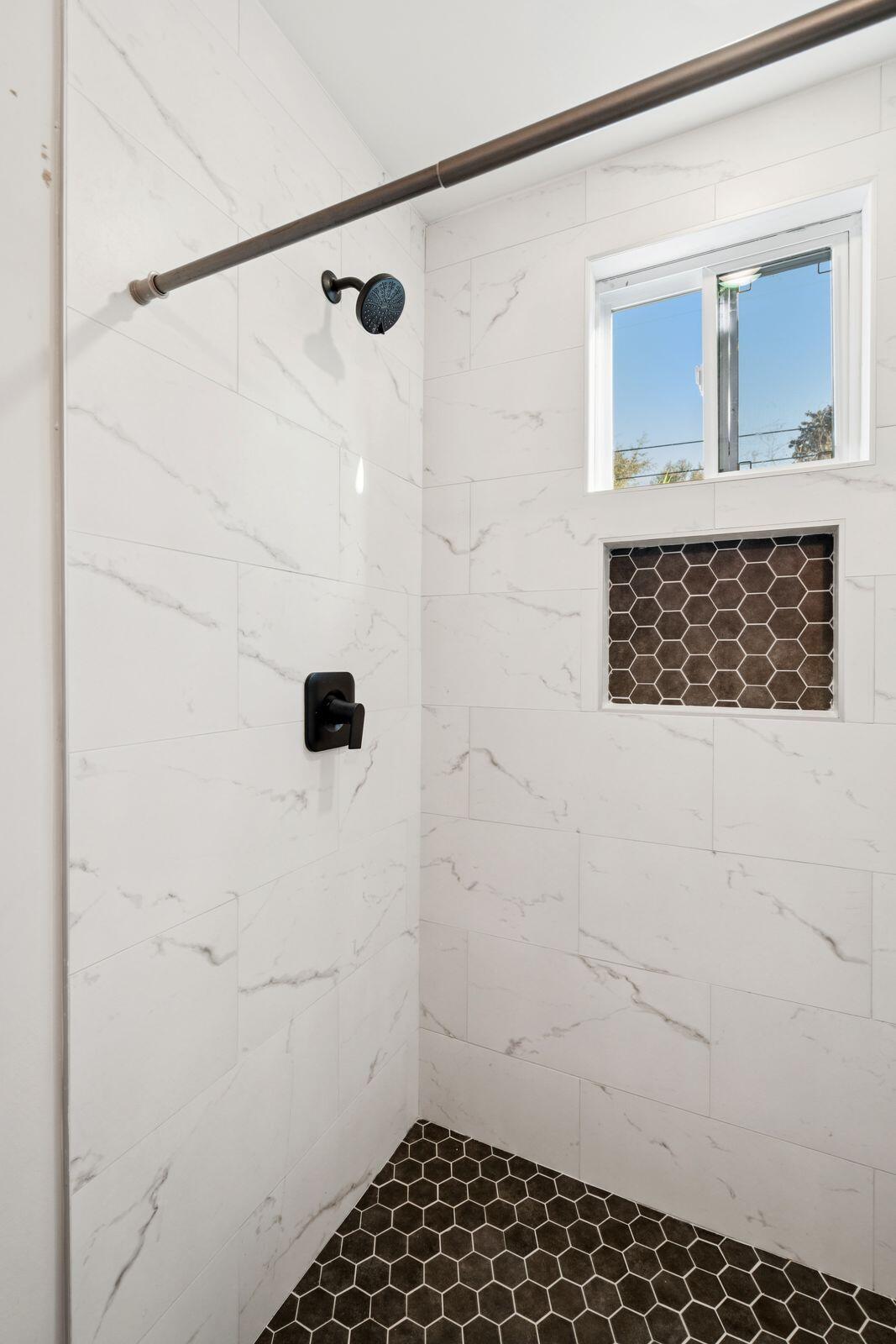 2384 Cambridge Avenue